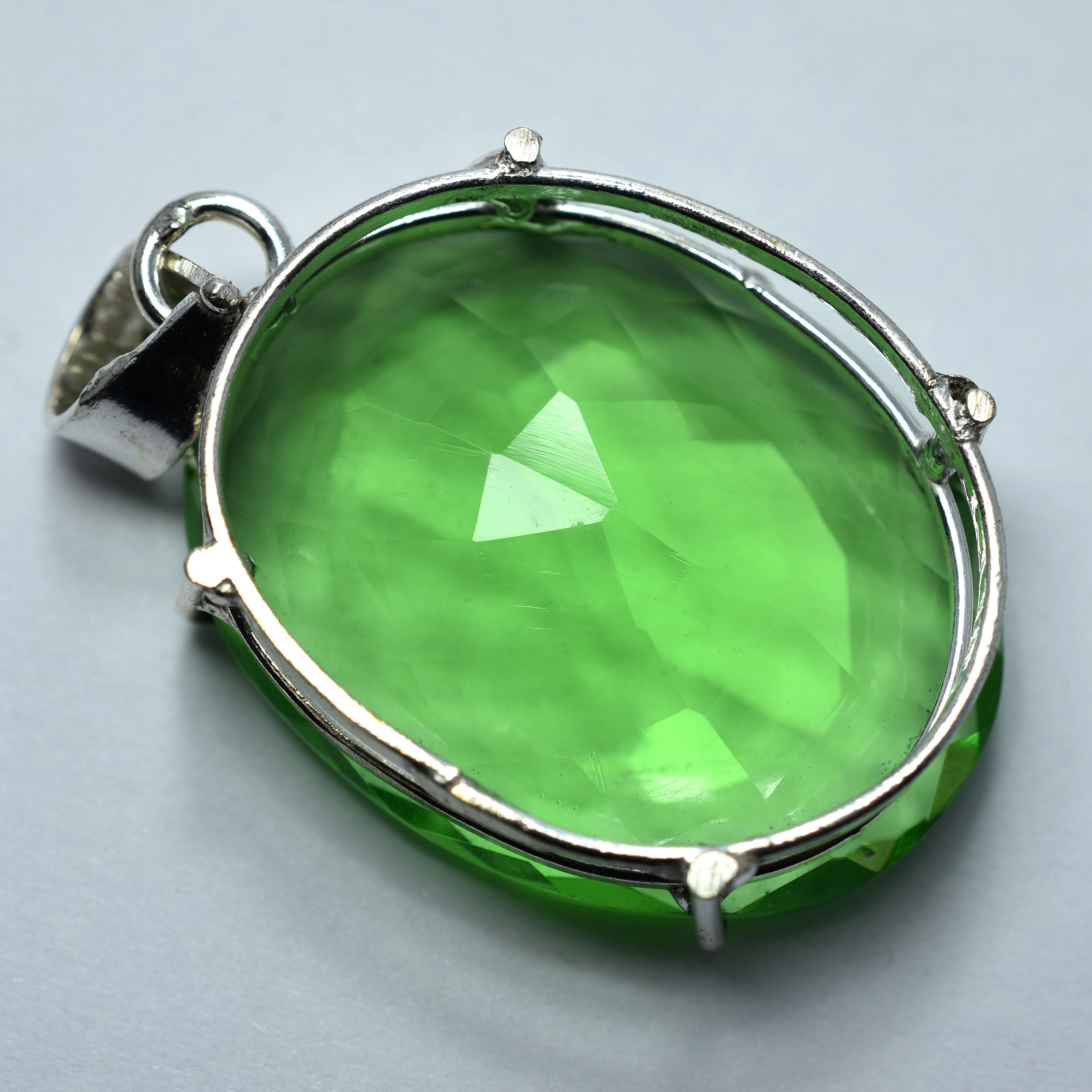 Green Peridot CERTIFIED 92.05 Ct NATURAL Oval Sterling Silver Pendant Gemstone