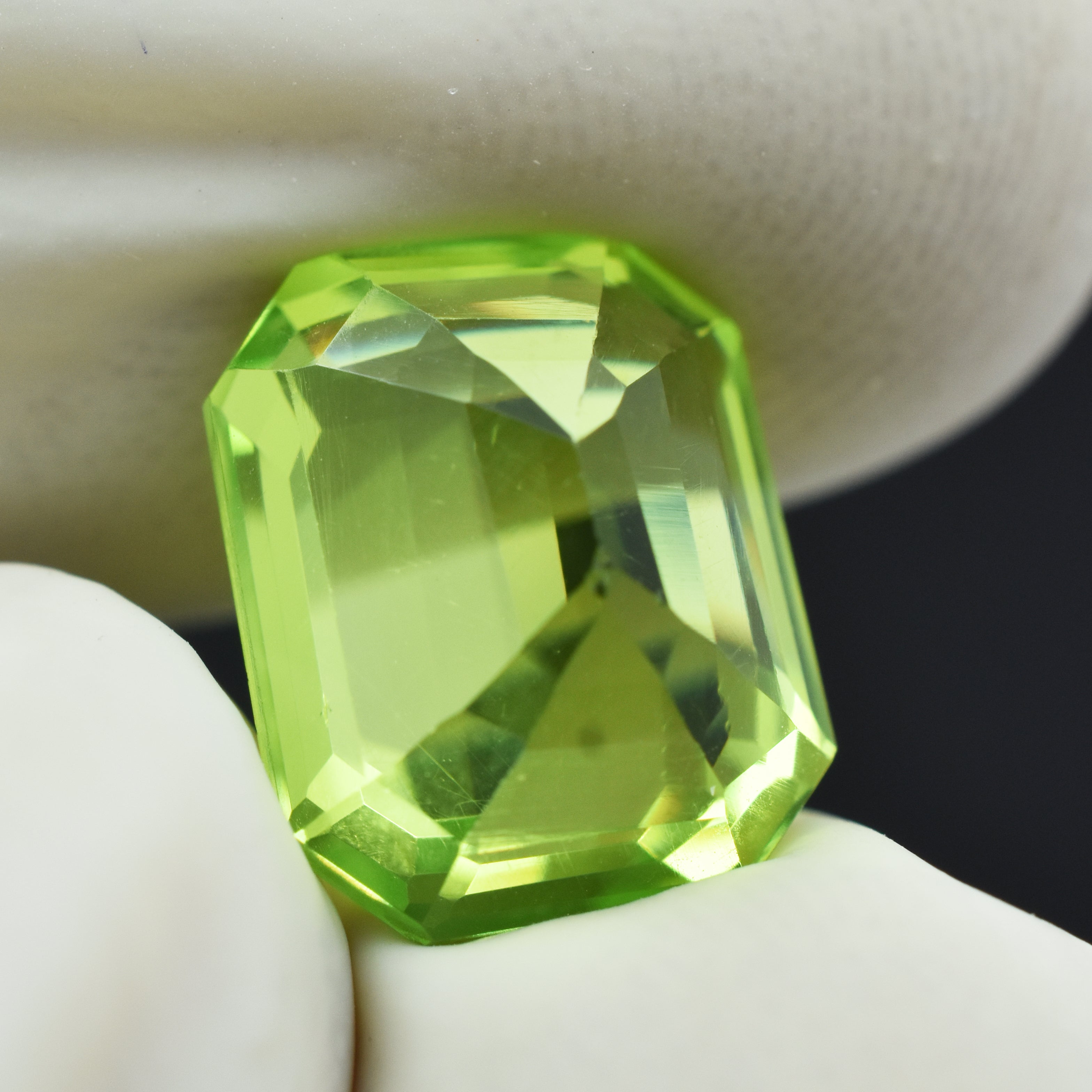 NATURAL 9.75 Ct Stunning Green PERIDOT Emerald Cut BEST Loose Gemstone CERTIFIED