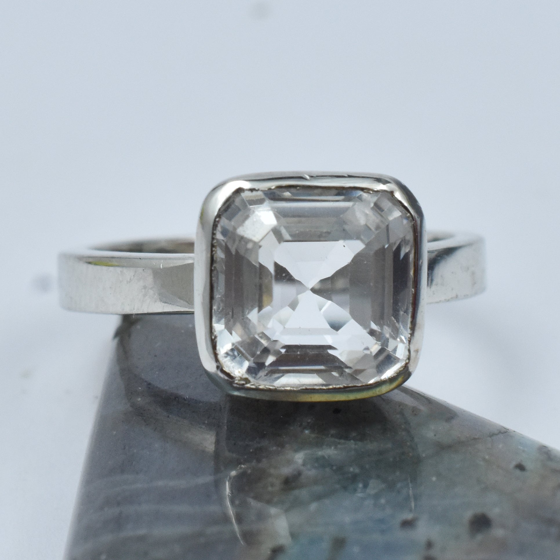 Silver Plated Natural Sapphire Ring White Color Ring Sz 9 Square Cut 21.40 Ct