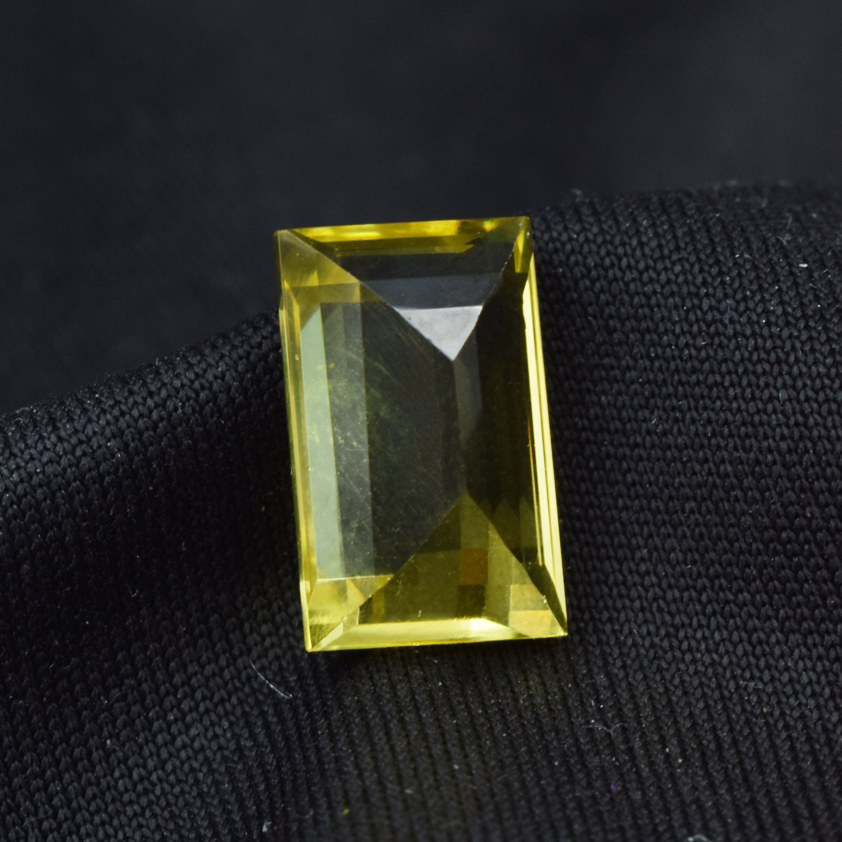 Perfect Yellow Sapphire 10.85 Ct Emerald Cut Loose Gemstone Natural CERTIFIED