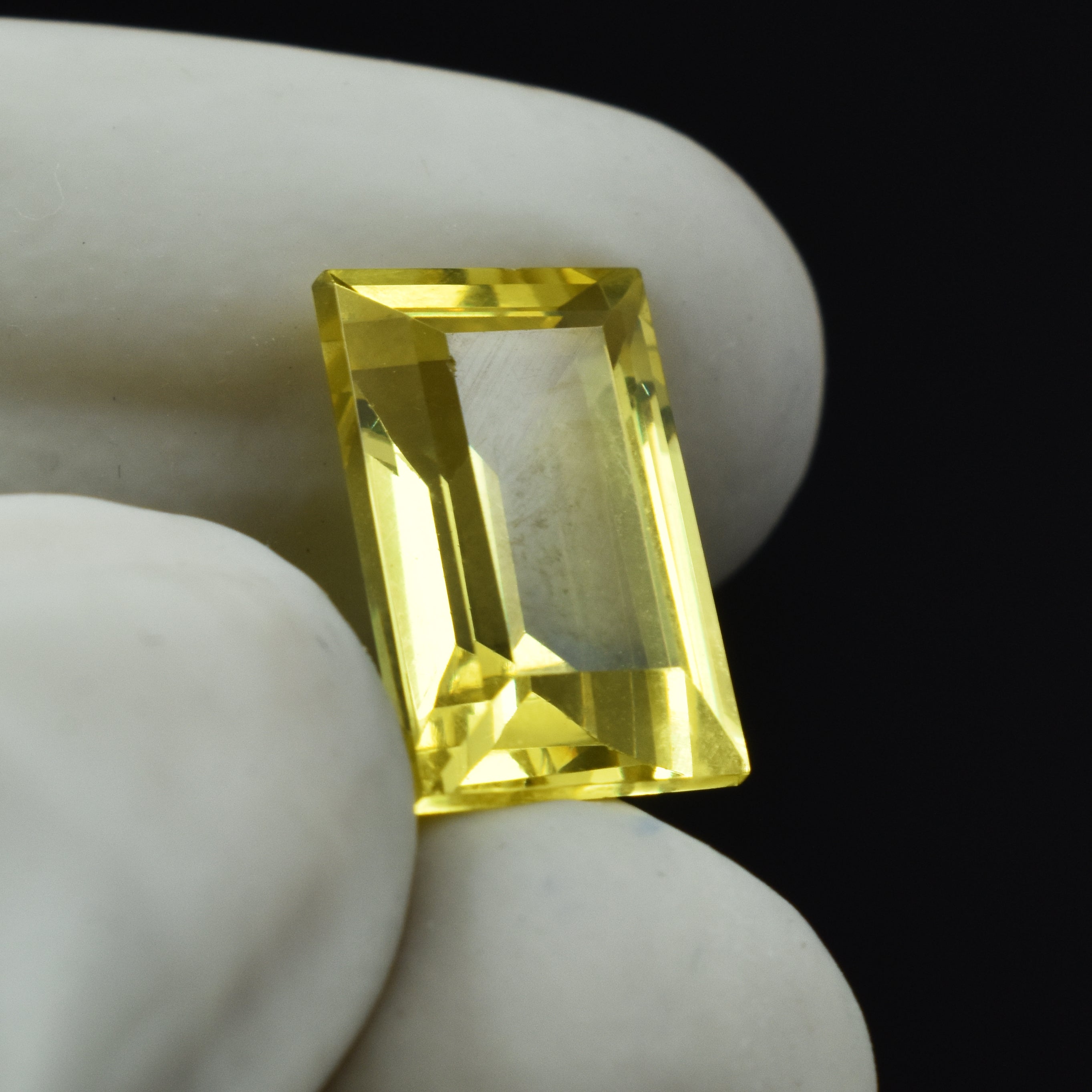 Perfect Yellow Sapphire 10.85 Ct Emerald Cut Loose Gemstone Natural CERTIFIED