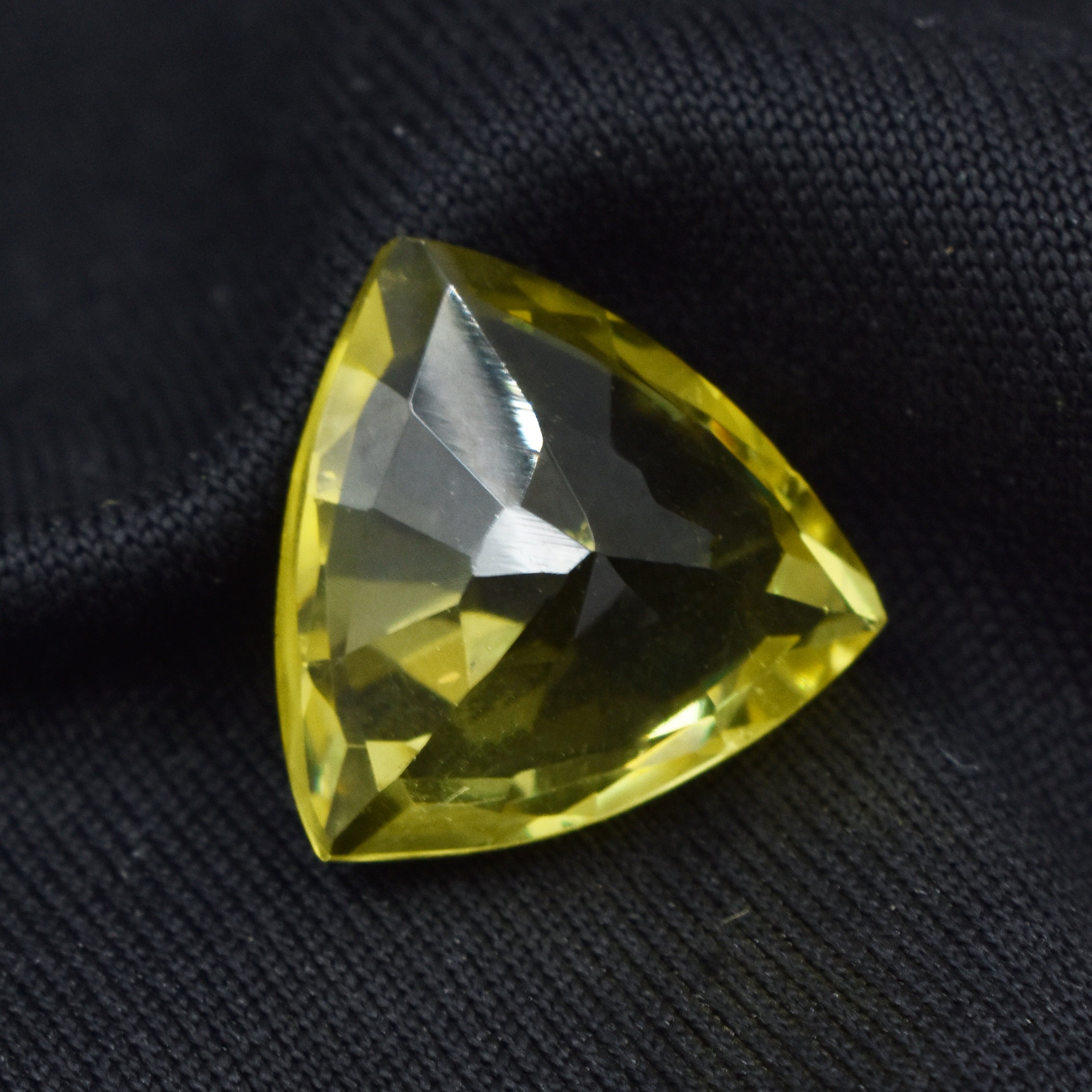 CERTIFIED 10.65 Ct Yellow Sapphire Trillion Natural Top Quality Loose Gemstone