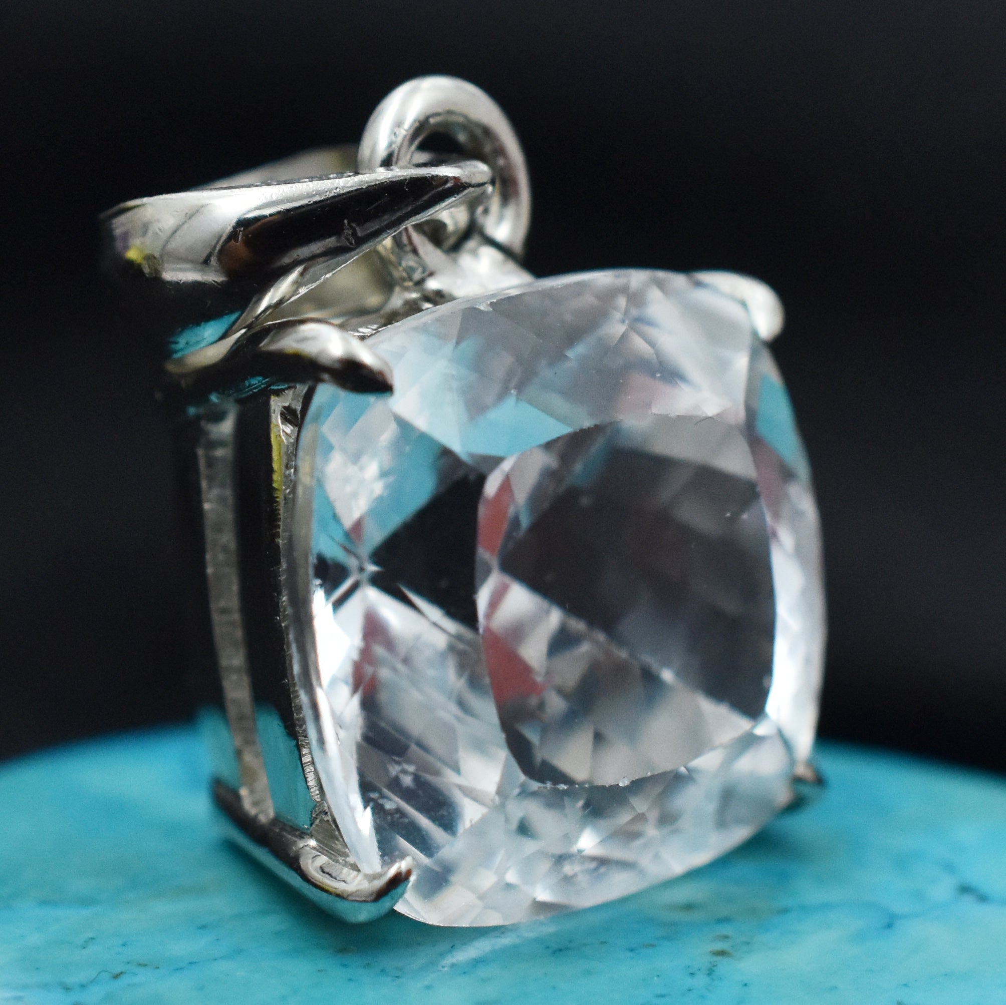 Pendant CERTIFIED Natural Silver 32.55 Ct Square Cut White Sapphire Gemstone