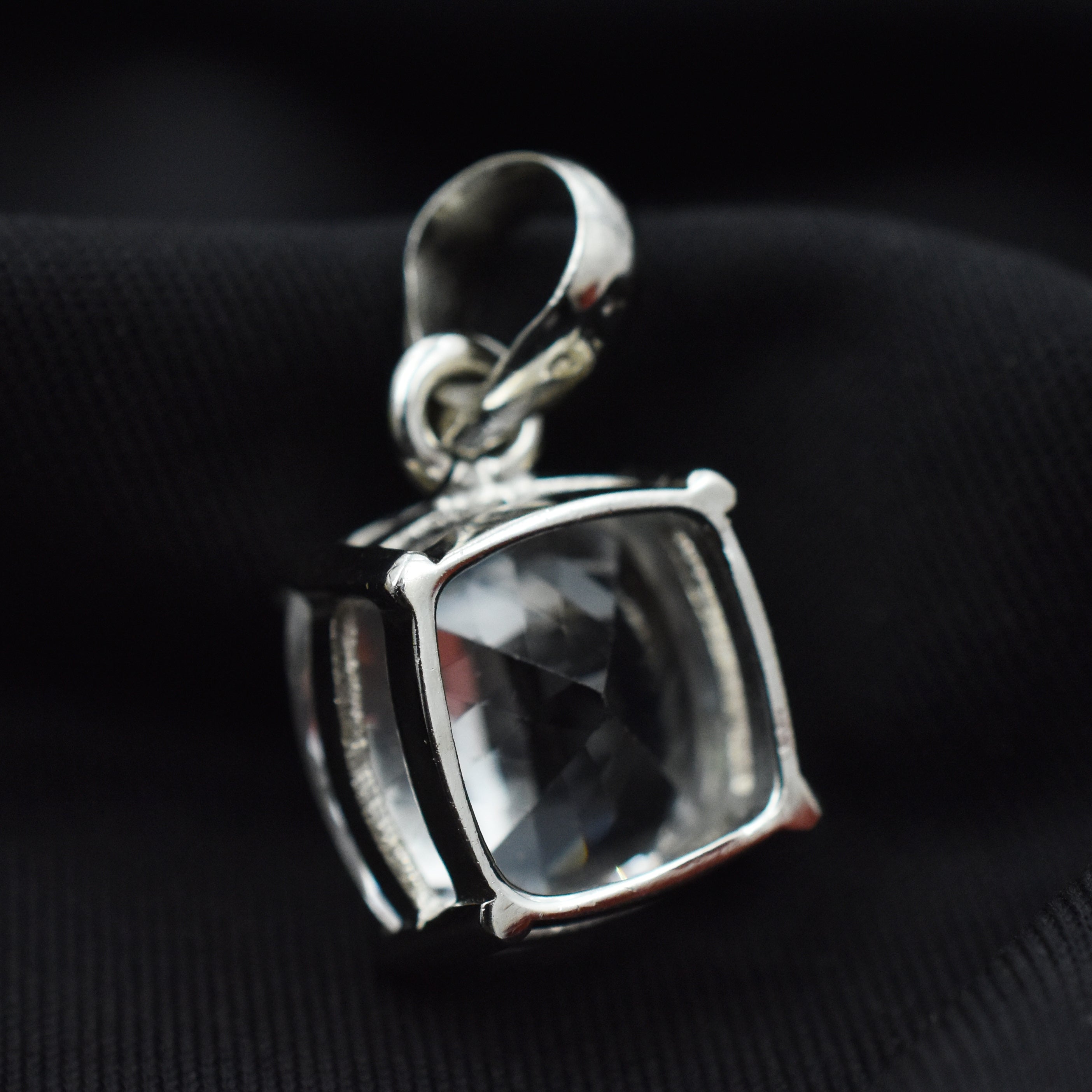 Natural 30 Ct Square Cut Sapphire Silver White Pendant Loose Gemstone CERTIFIED