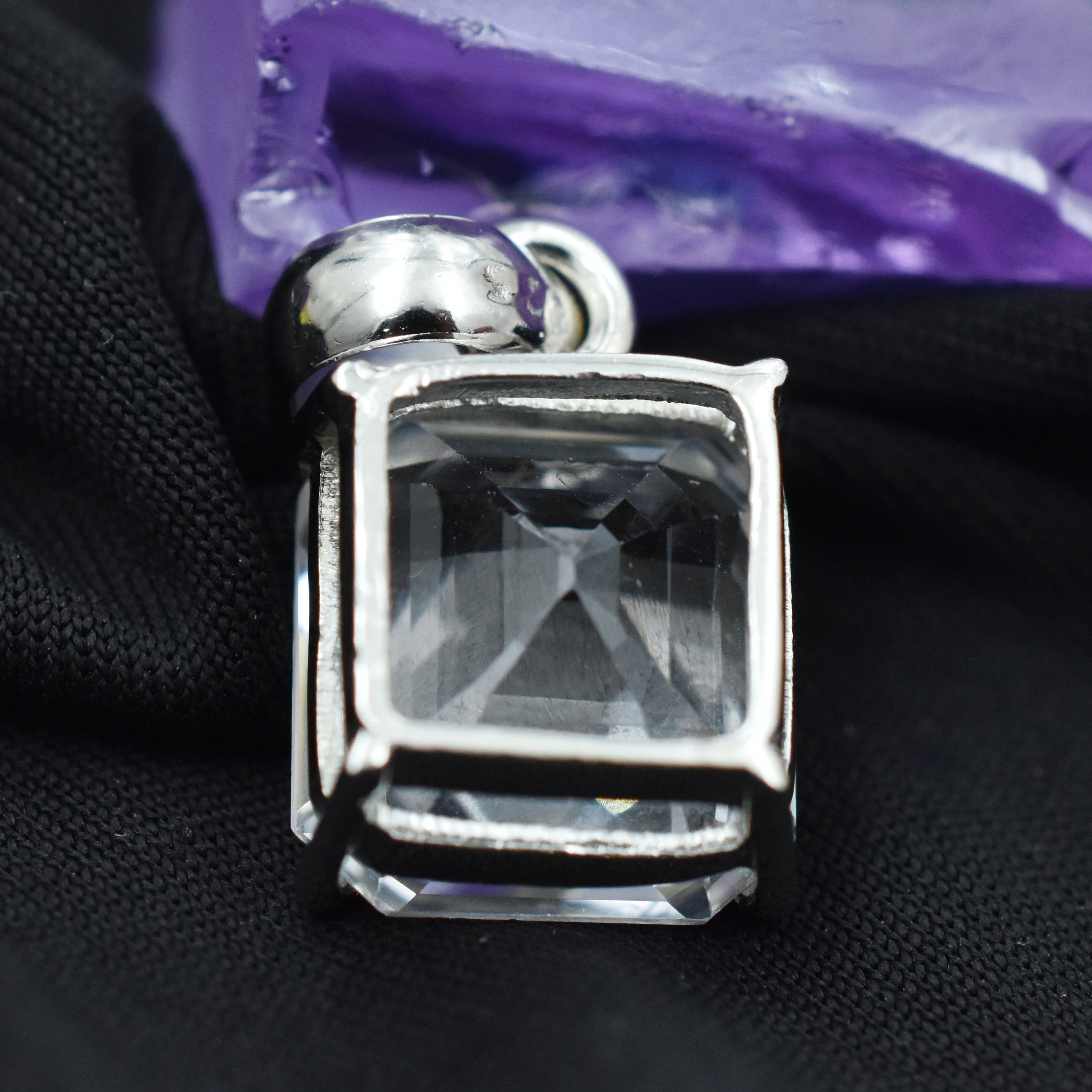 Square 23Ct White Silver Pendant Cushion Cut Natural Sapphire Gemstone CERTIFIED