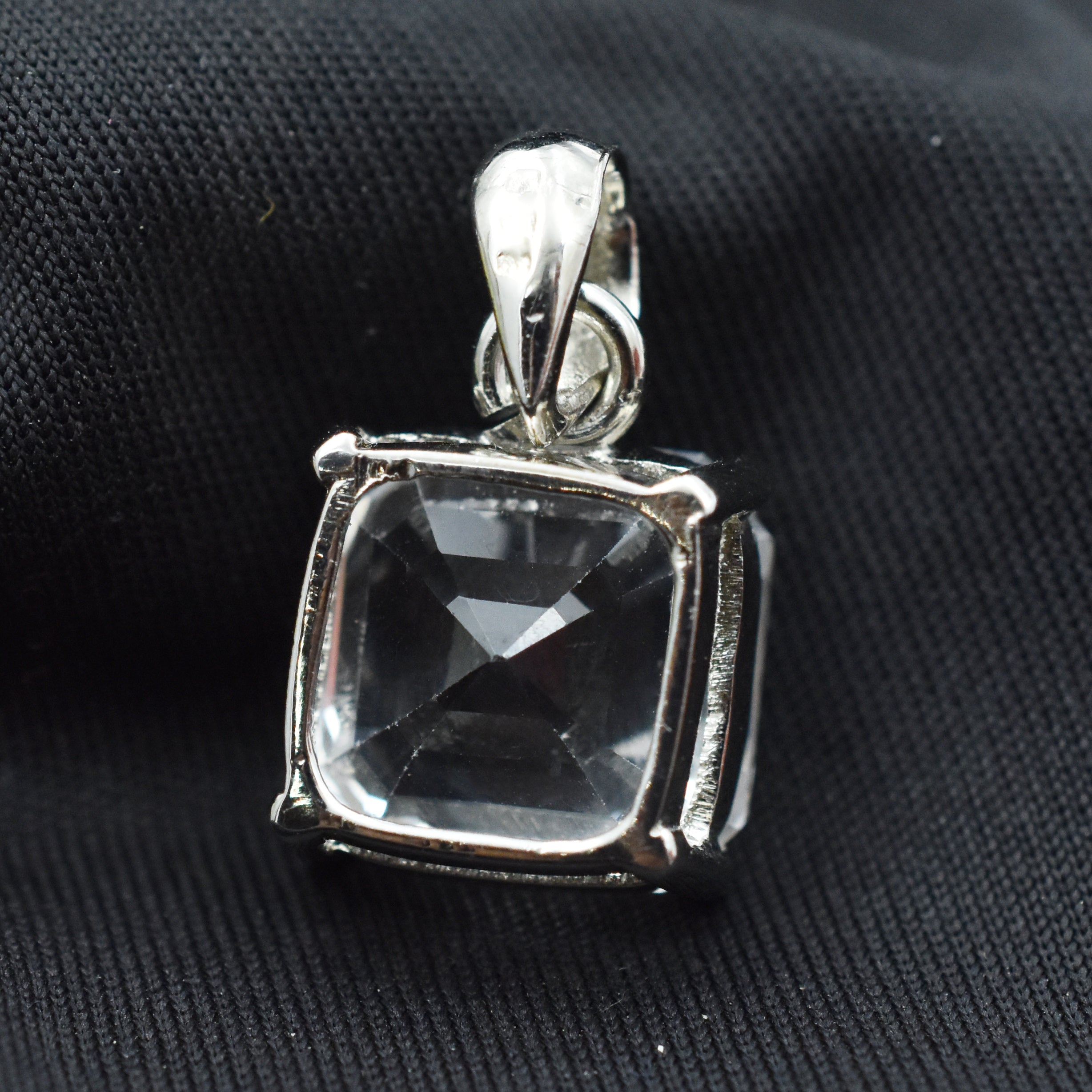 Silver Pendant Square Cut White 30.60 Ct CERTIFIED Natural Sapphire Gemstone