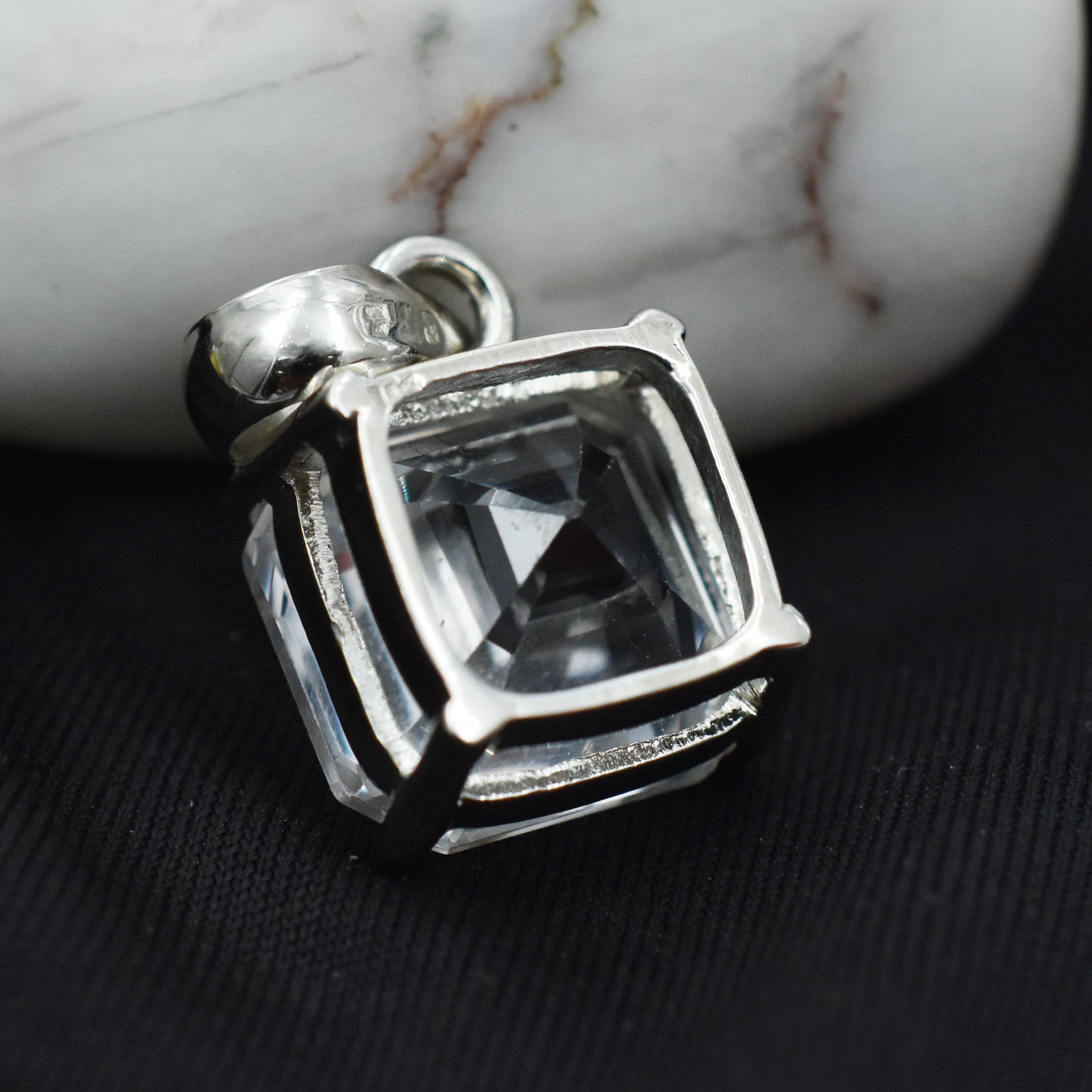 Silver Pendant Square Cut White 30.60 Ct CERTIFIED Natural Sapphire Gemstone