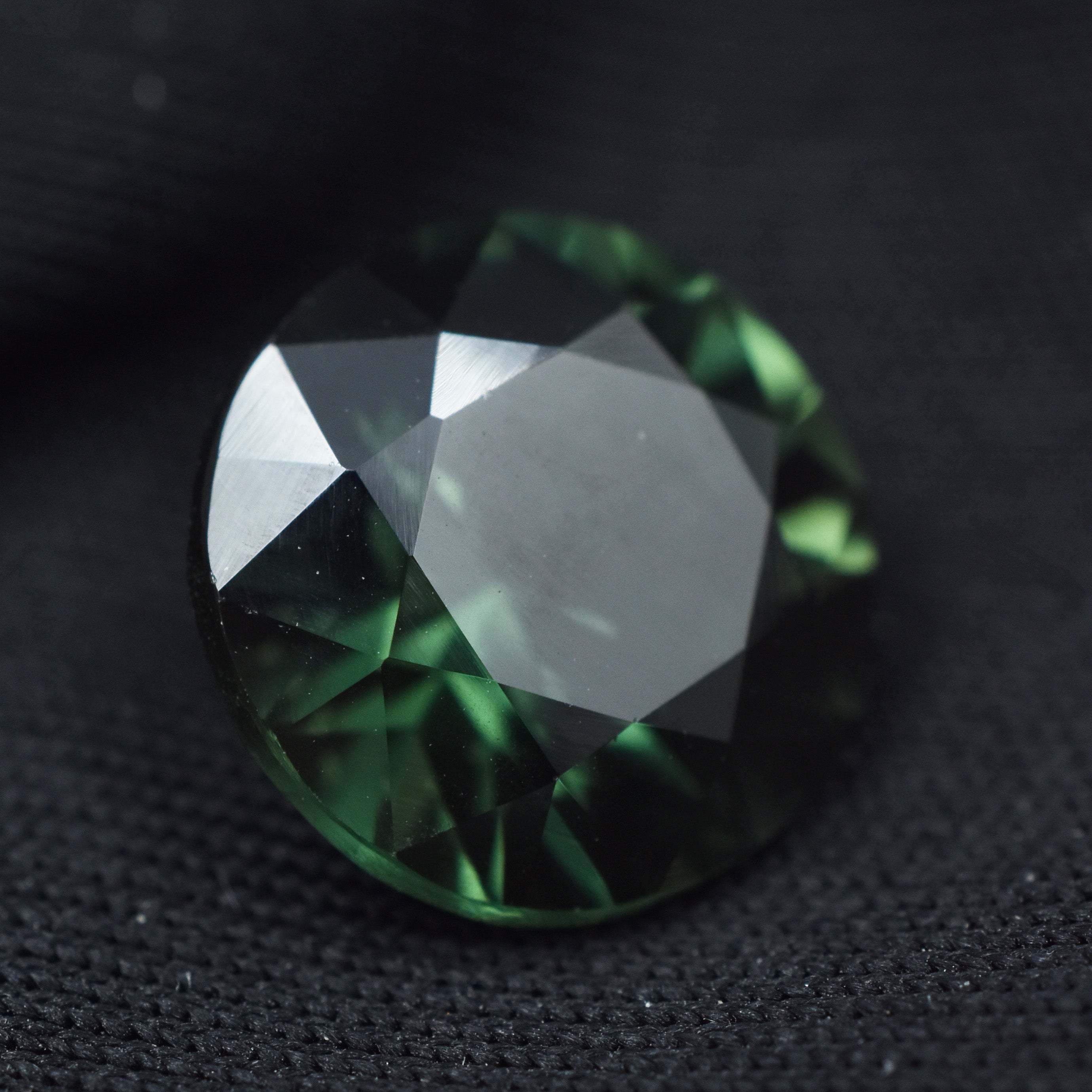 Green Tourmaline Natural CERTIFIED 5.40 Carat Round Shape Loose Gemstone