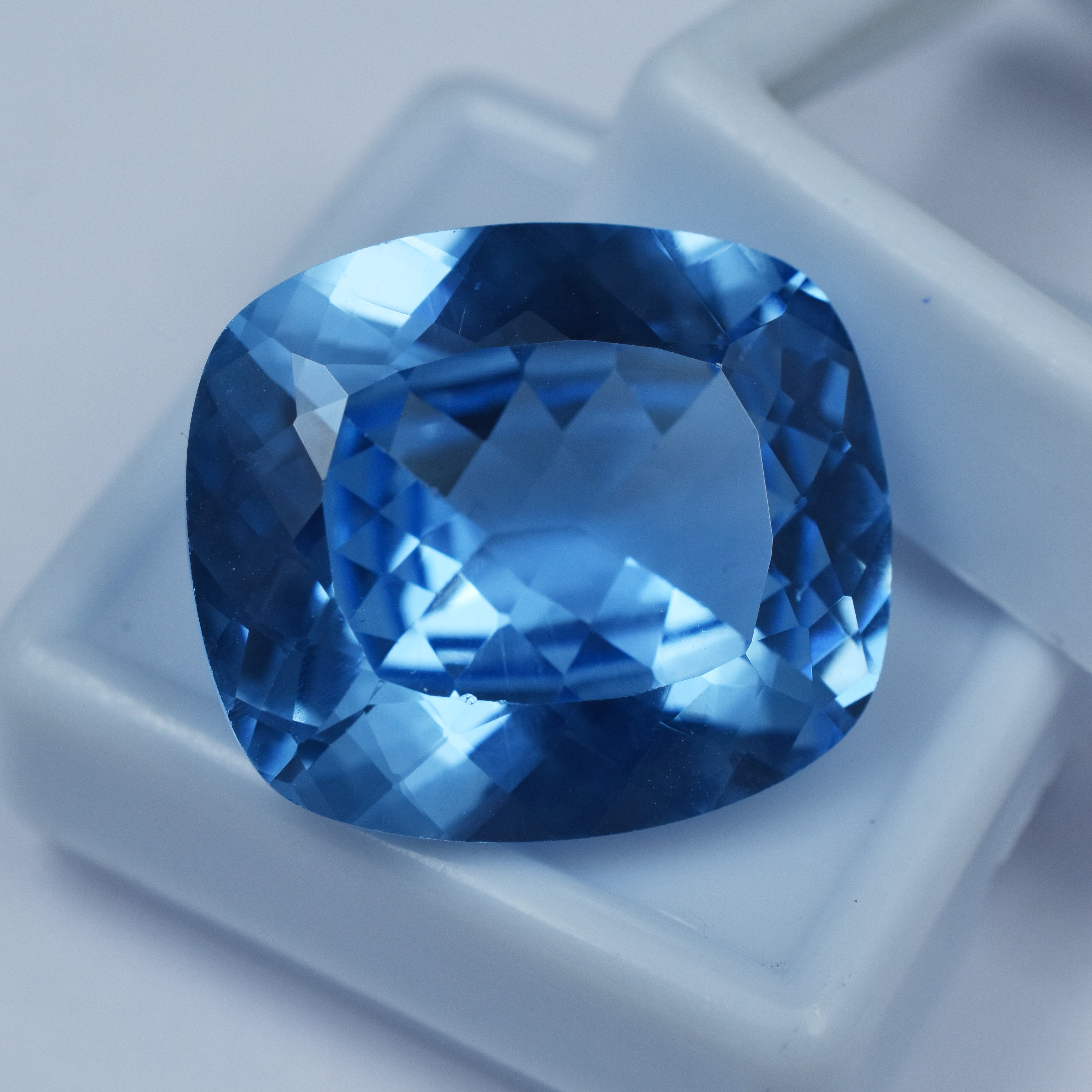 A+ Quality Blue Sapphire CERTIFIED 30.95 Ct Loose Gemstone Natural Cushion Cut