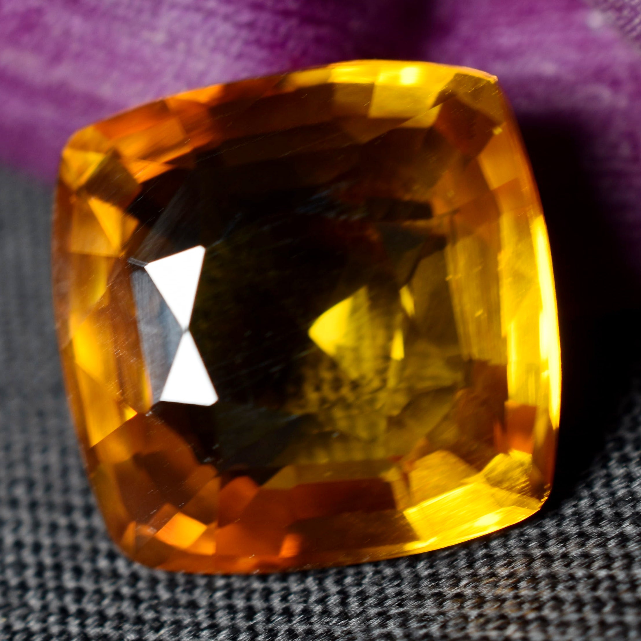 Sapphire Yellow Brilliant Square Cushion Cut 9.14 Carat Loose Gemstone CERTIFIED