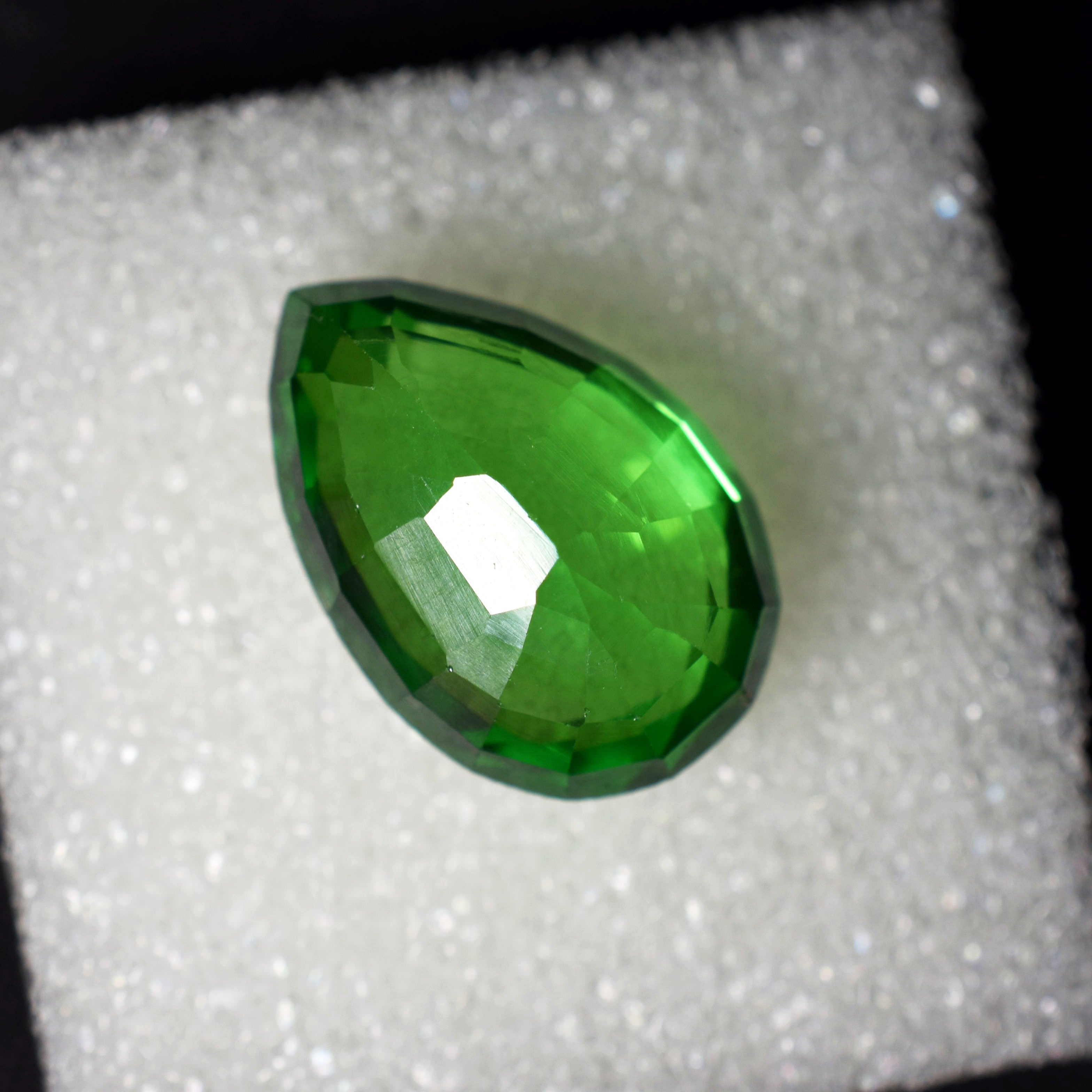 Natural Green Pear Cut 11.70 Ct CERTIFIED Tourmaline Loose Gemstone