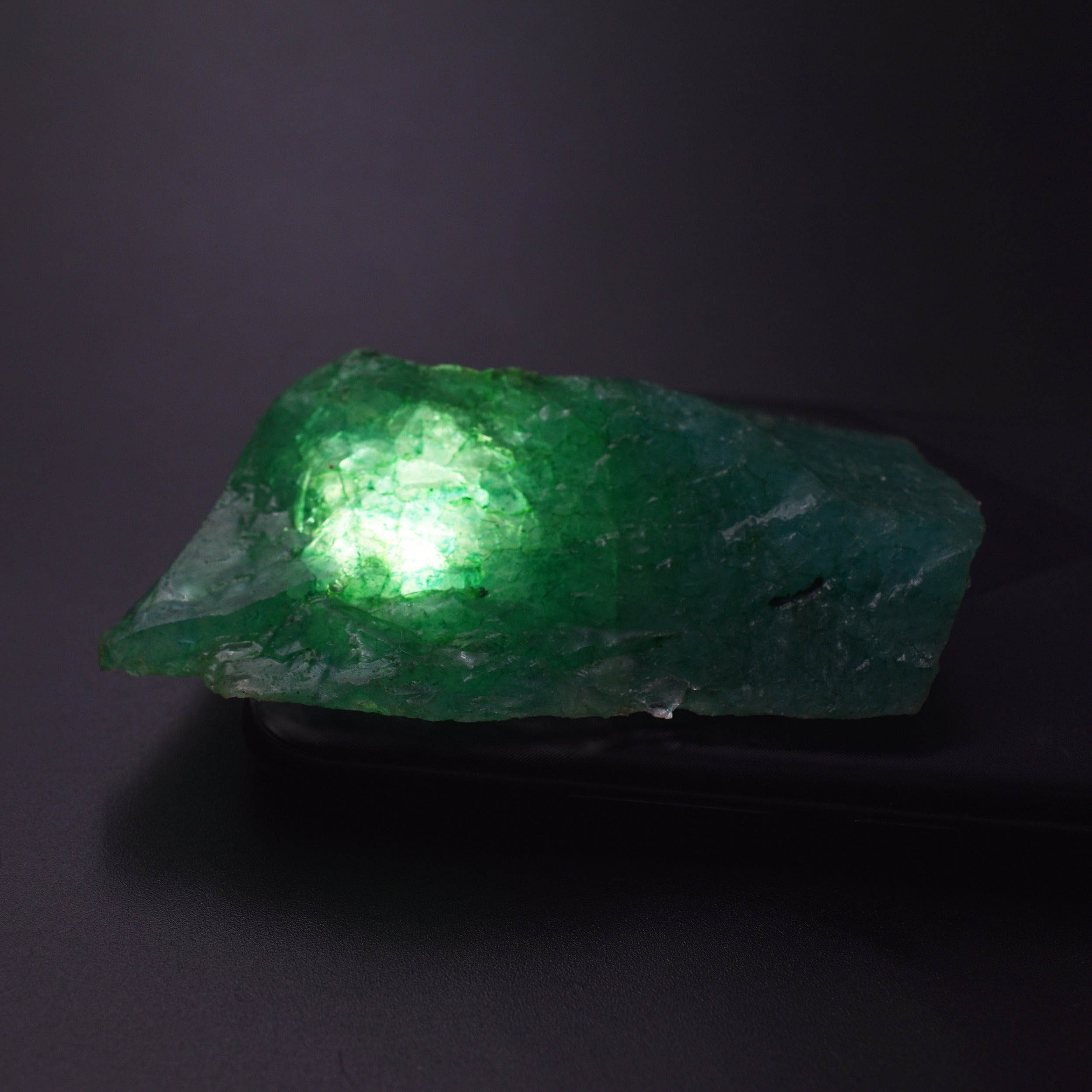 518.30 Ct Earth Mined Natural Emerald Huge Rough CERTIFIED Green Loose Gemstone