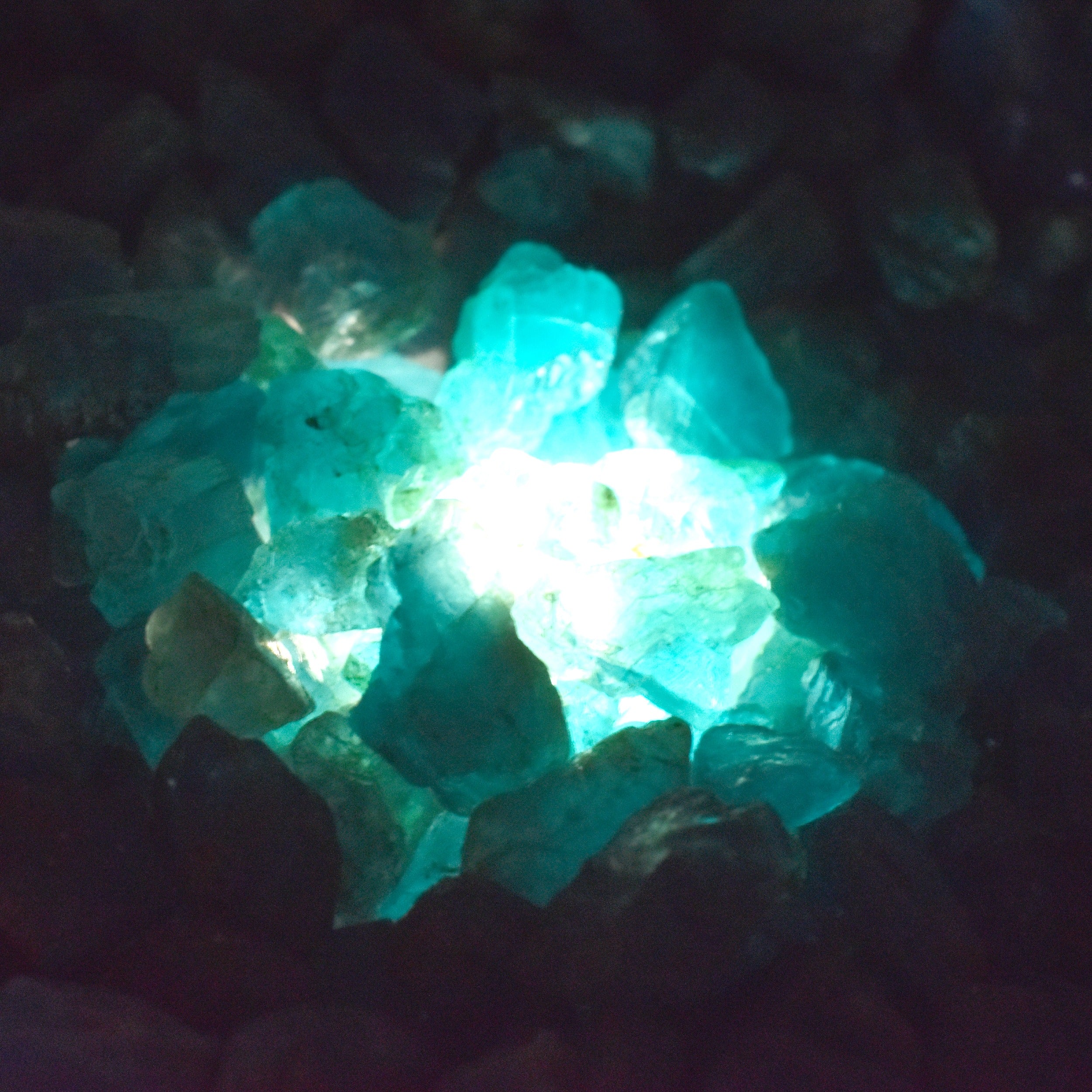 Natural Aquamarine Blue Uncut Rough Lot 2400 Ct CERTIFIED Gemstone Earth Mined