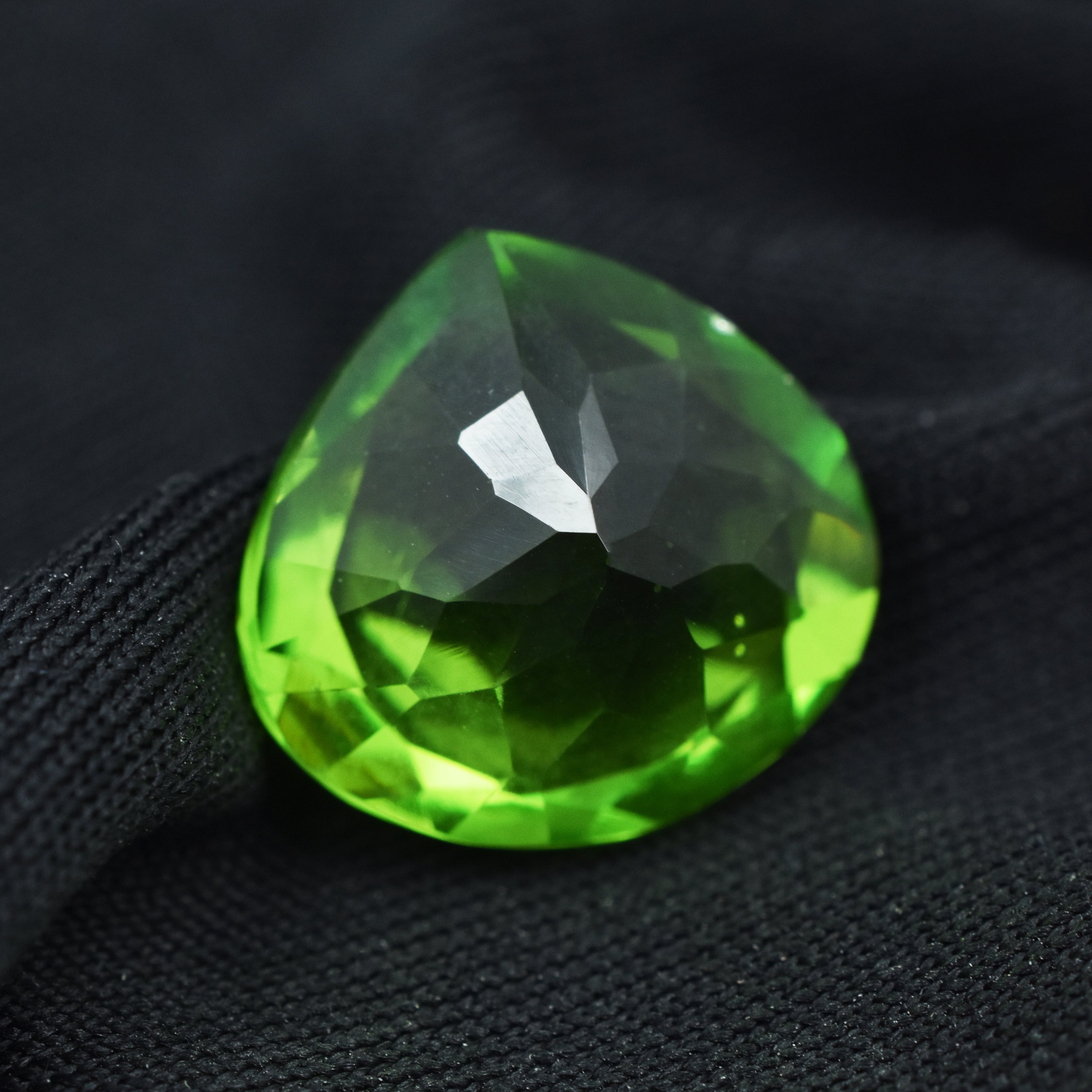 BIG SALE !! Amazing Green Peridot Natural 8.56 Carat Certified Green Peridot Pear Shape Loose Gemstone | Free Delivery With Free Gift | Gift For Her /Him |