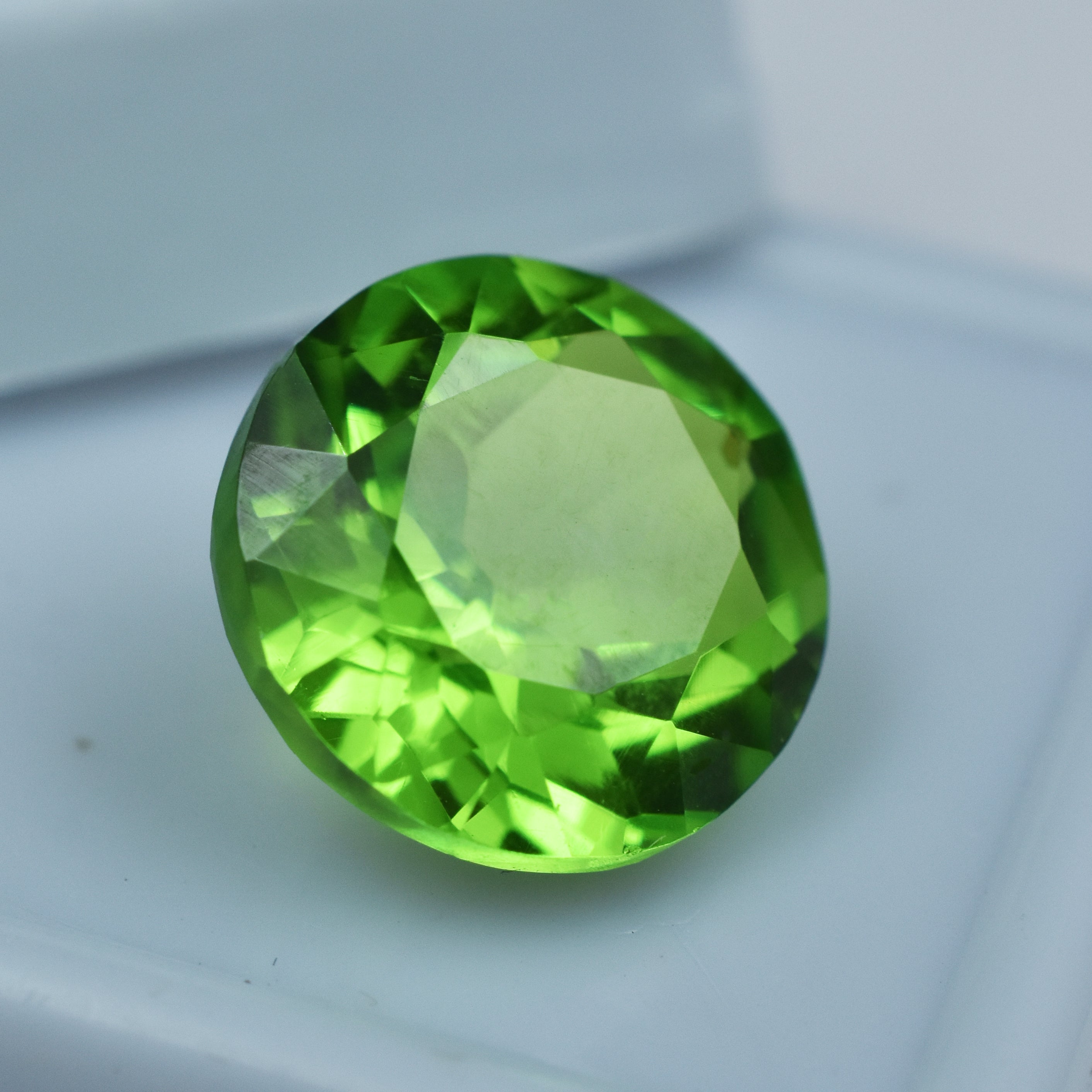 Natural 10.20 Carat Round Cut Green Peridot Certified Loose Gemstone Peridot From Afghanistan