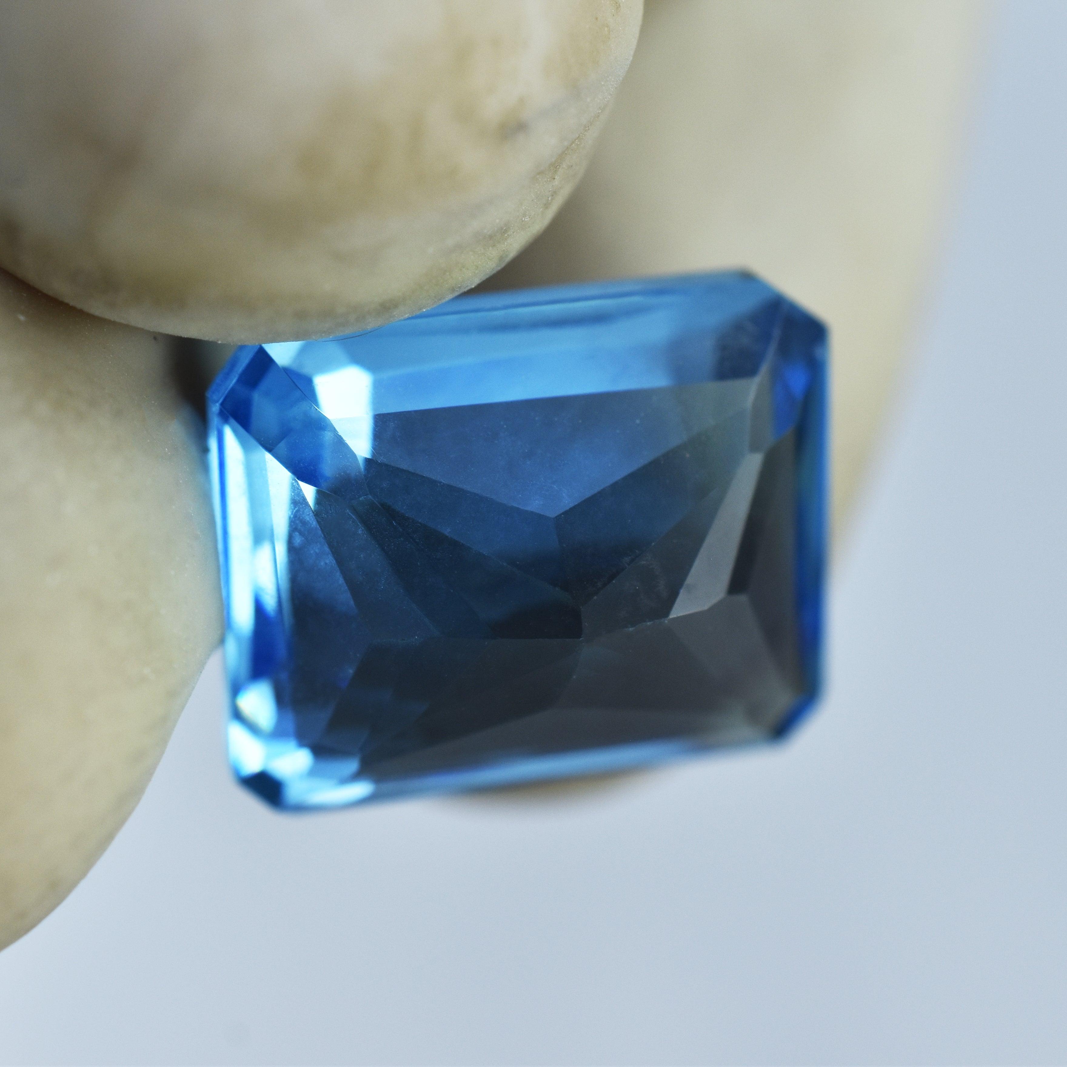 Natural Blue Sapphire 10.90 Carat Emerald Shape Blue Sapphire Certified Natural Loose Gemstone Pendant Making Gemstone Sri-Lanka Most Demandable Blue Sapphire