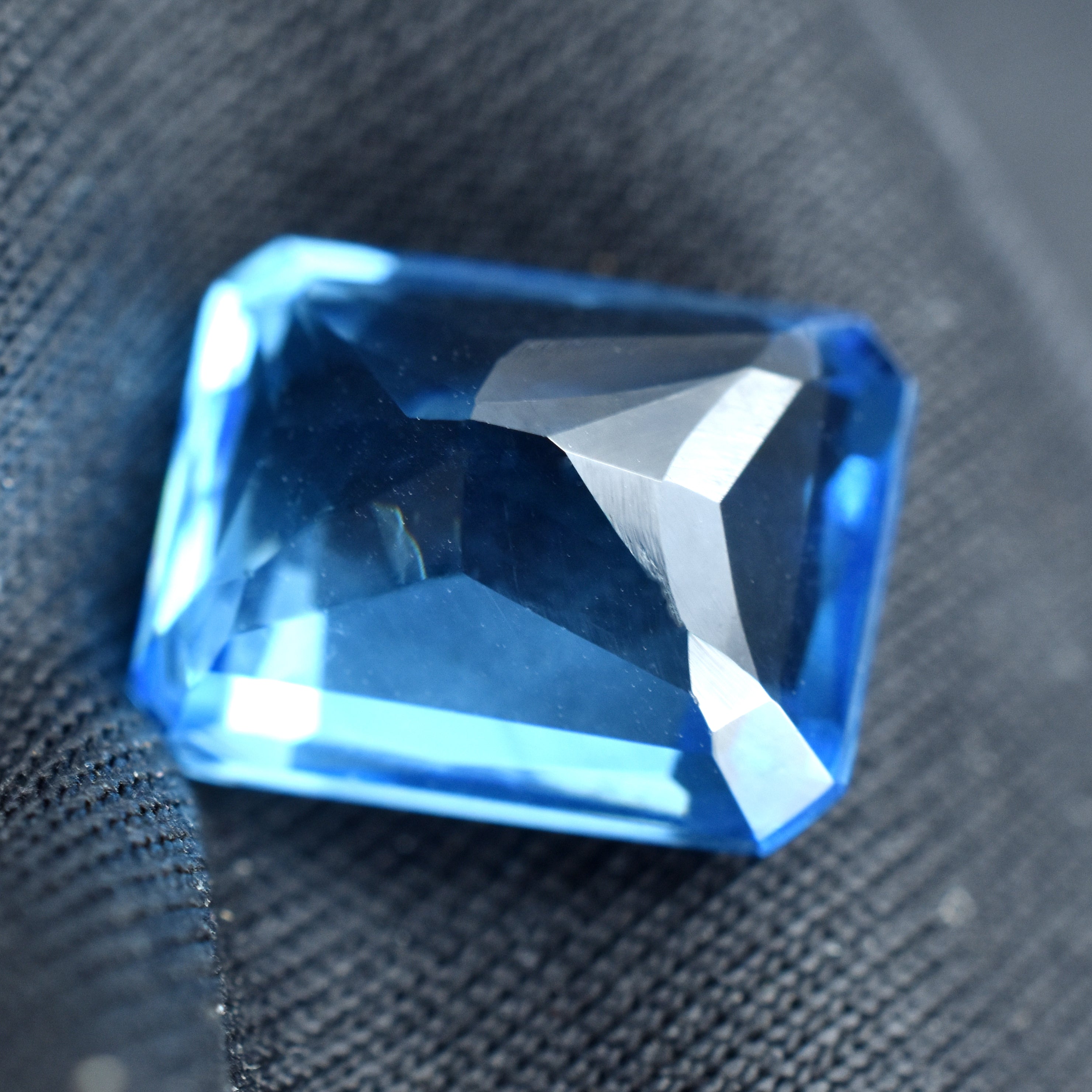 Attractive Sapphire Natural Certified 8.55 Carat Emerald Cut Light Blue Sapphire Loose Gemstone | Free Delivery Free Gift | Best Offer | Gift For Her/ Him