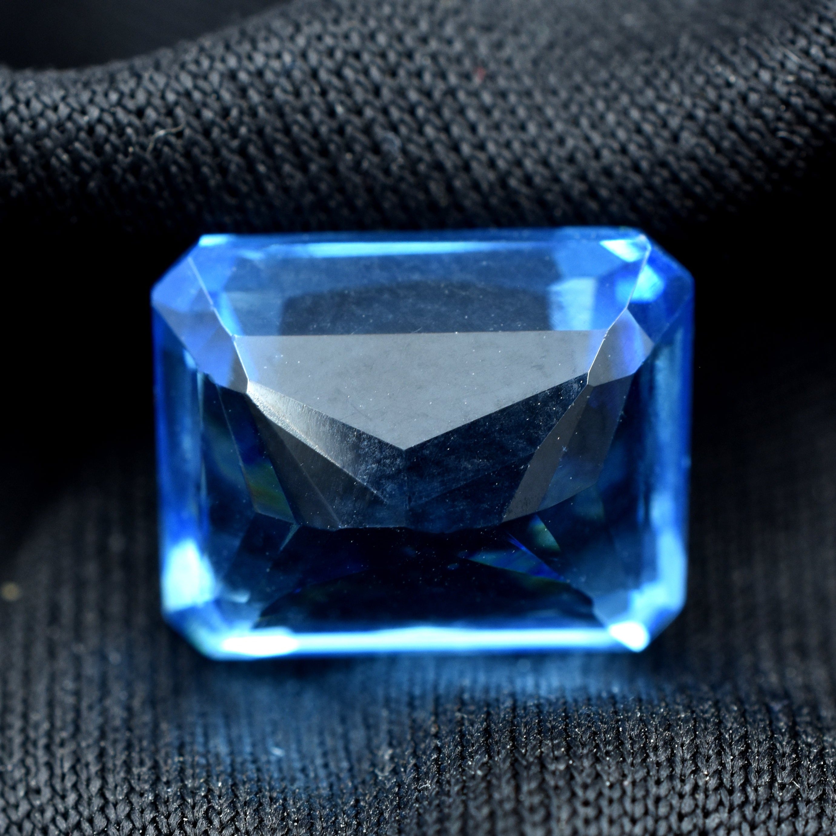 Mind Blowing Blue Sapphire 10.00 Carat Natural Certified Emerald Cut Loose Gemstone Blue Sapphire Helps To Improve Communication