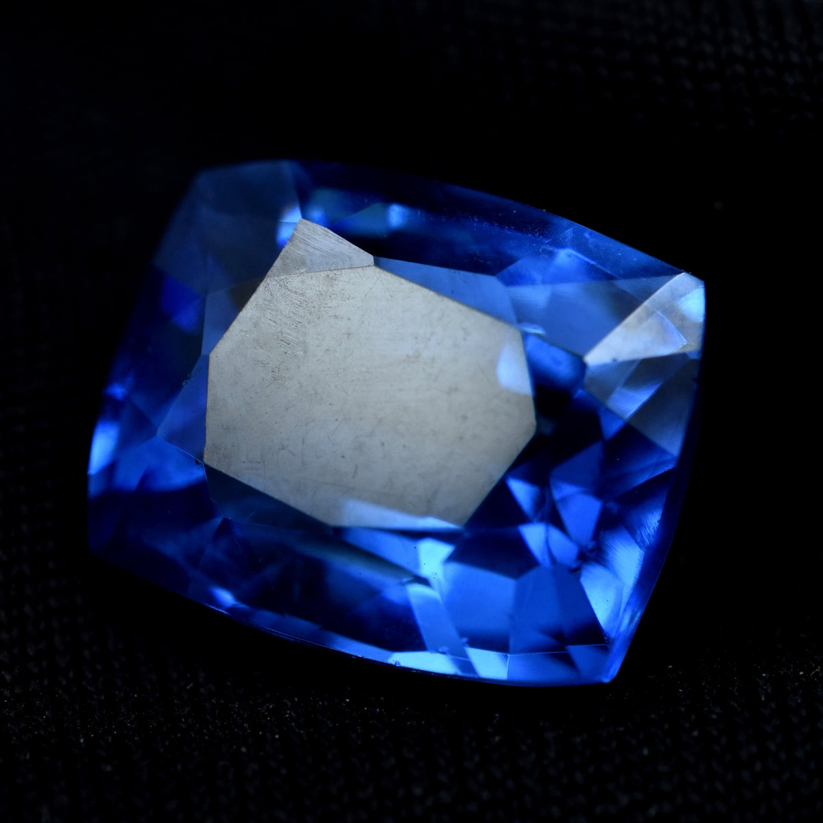 Tanzania Blue Tanzanite 10.75 Carat Blue Tanzanite Emerald Shape Natural Certified Loose Gemstone
