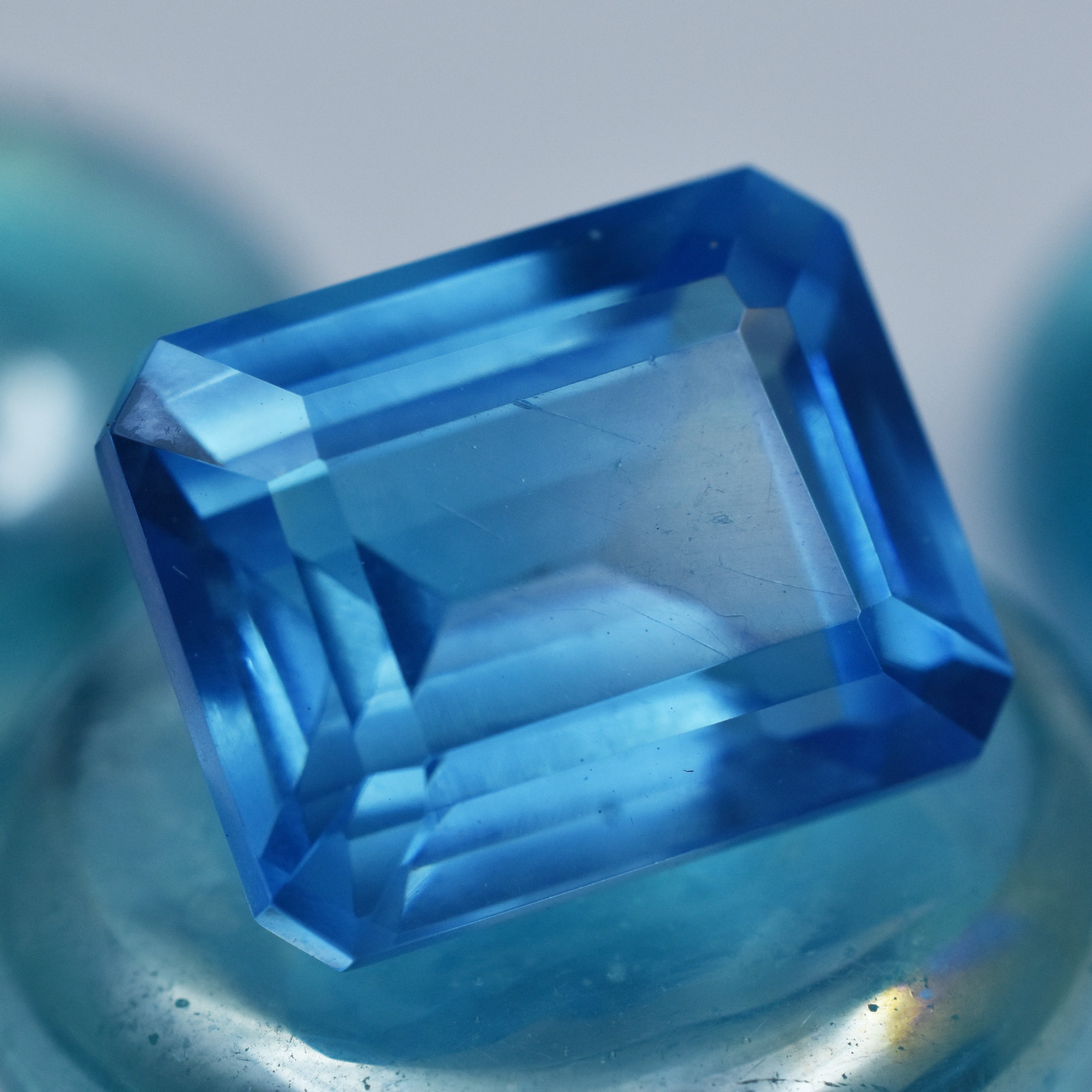 ON SALE Certified Natural Blue Sapphire Emerald Shape 10.85 Carat lite Blue Sapphire Natural Loose Gemstone Sri Lanka Sapphire Pendant/Ring Making Gemstone