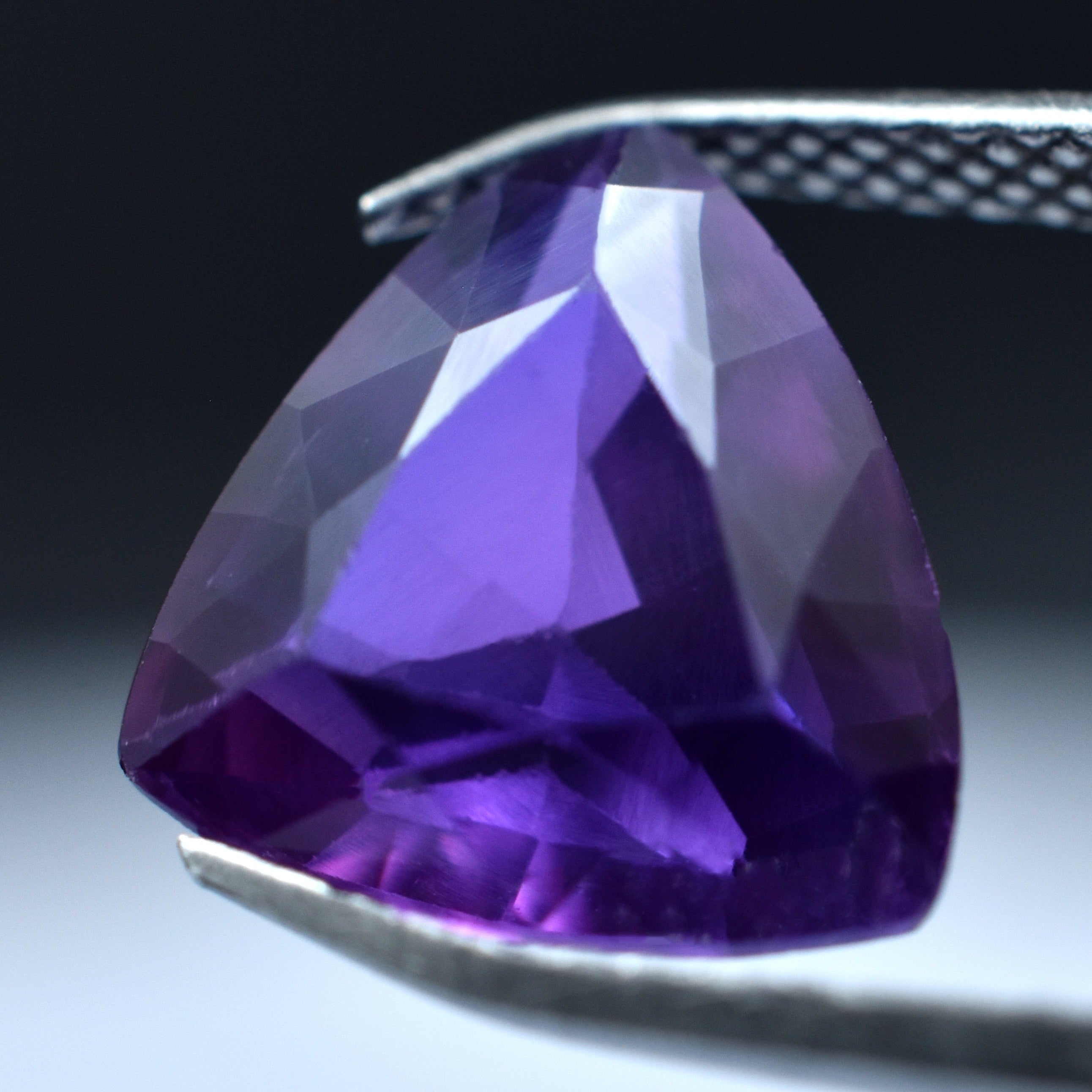 Natural Loose Gemstone faceted Trillion Cut Attractive Stone 12.52 Ct Purple Sapphire CERTIFEID Color Change Trillion Cut Gem | Best For Symbolism & Versatility | Free Shipping With Amazing Gift