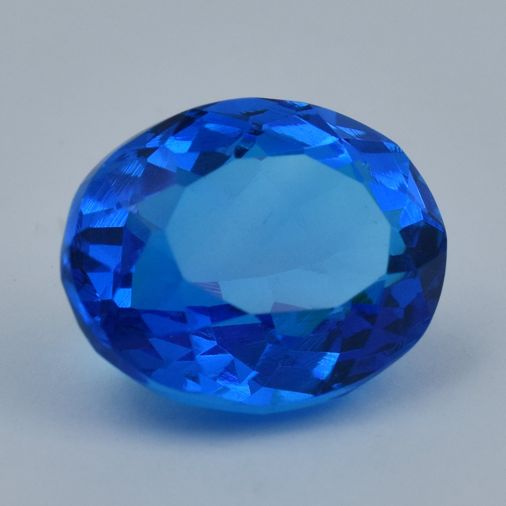 Blue Color Tanzanite Oval Cut 18.95 Carat Natural Certified Loose Tanzanite Blue Gemstone