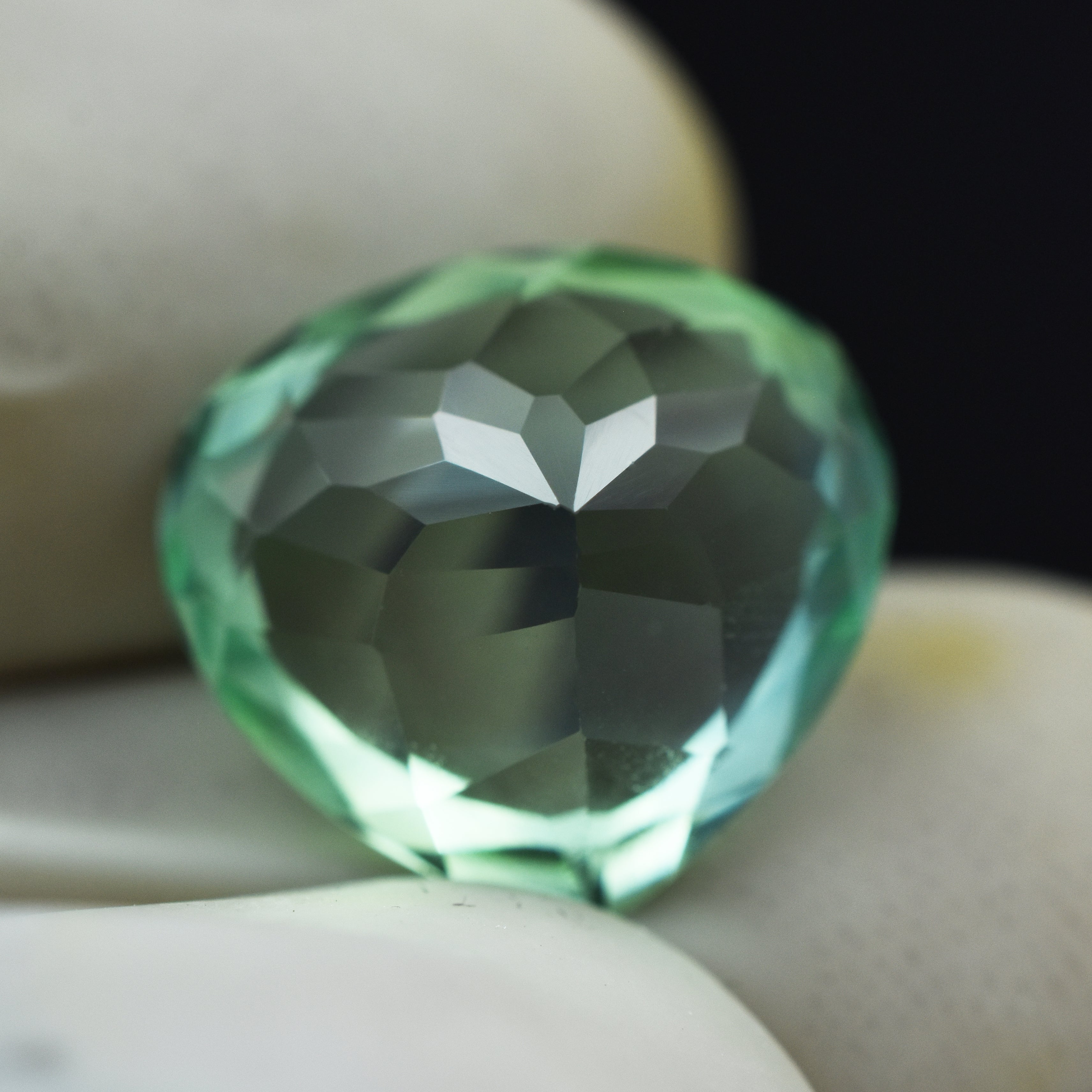 Sri-Lanka Sapphire Natural 6.35 Carat Pear Cut Bluish Green Sapphire Certified Natural Loose Gemstone Ring Size Gem Free Shipping