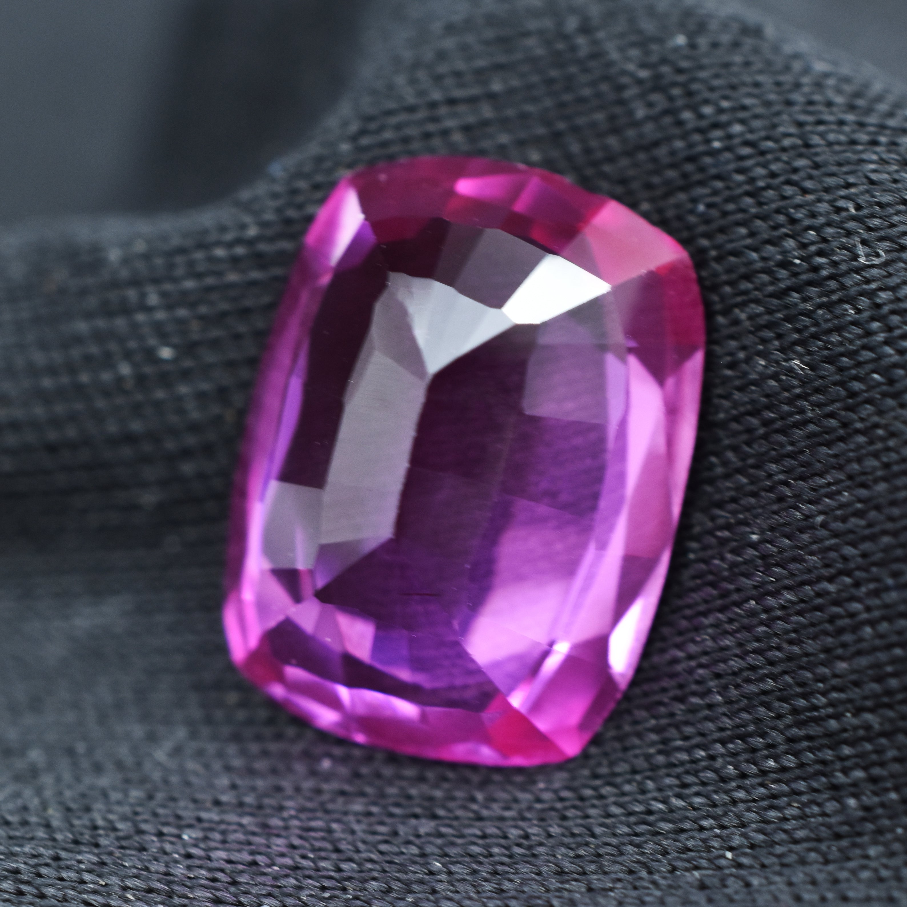 Beautiful Ceylon Pink Sapphire Gem 6.85 Carat Cushion Cut Sapphire Pink Certified Natural Loose Gemstone Most Demandable Gem For Engagement Rings