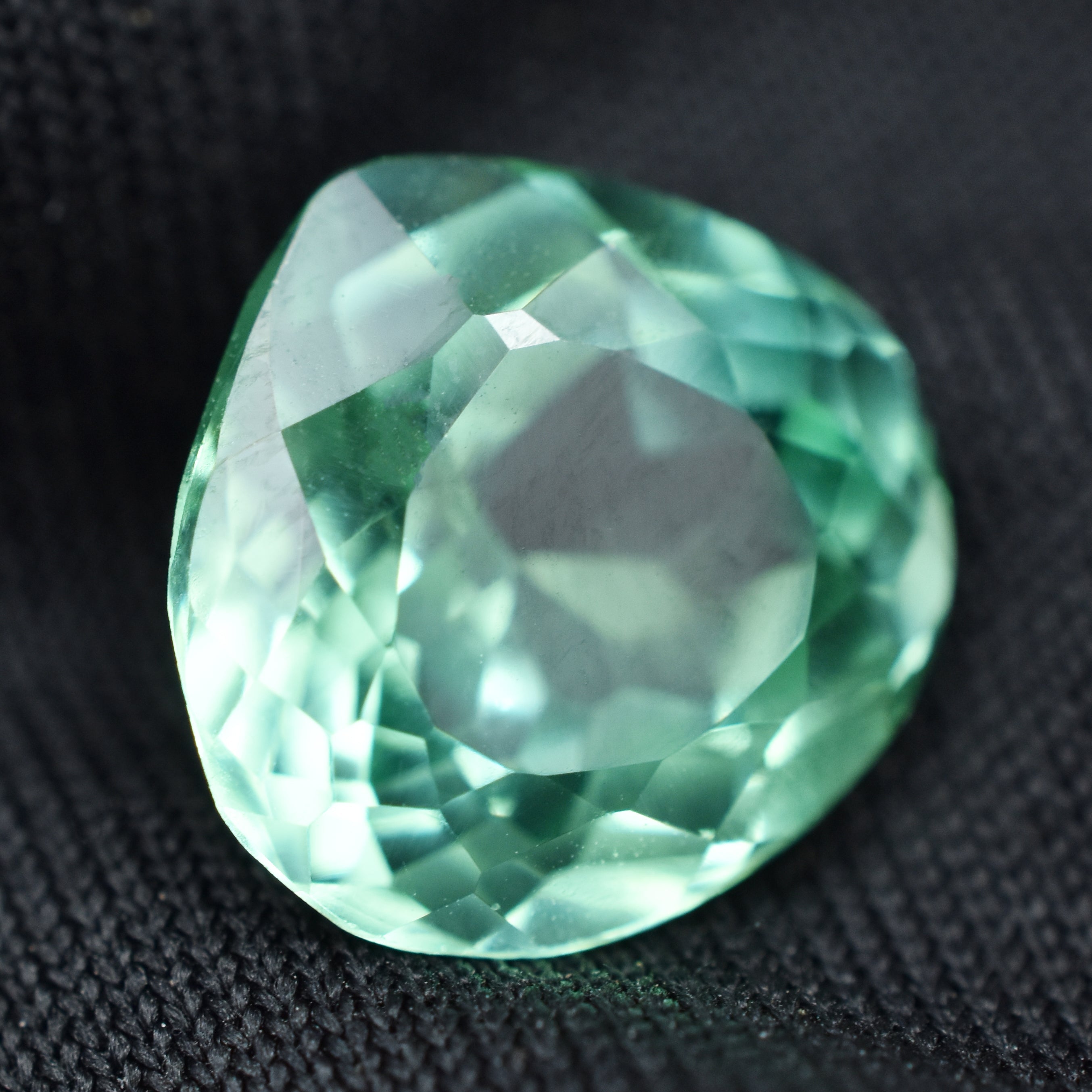 Bluish Green Color 6.50 Carat Certified Natural Pear Shape Montana Sapphire Loose Gemstone Best For Environmental Friendliness