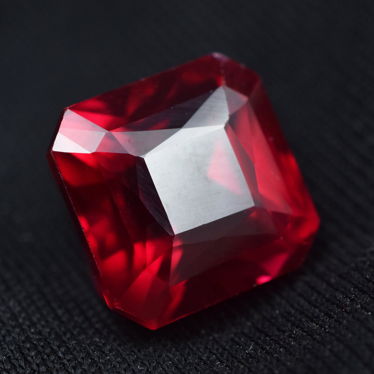 Red Ruby Known For Rareness and Exclusivity 8.75 Carat Square Cut Beautiful Pigeon Rubies Red AAA+ Quality Red Ruby Certified Natural Loose Gemstone