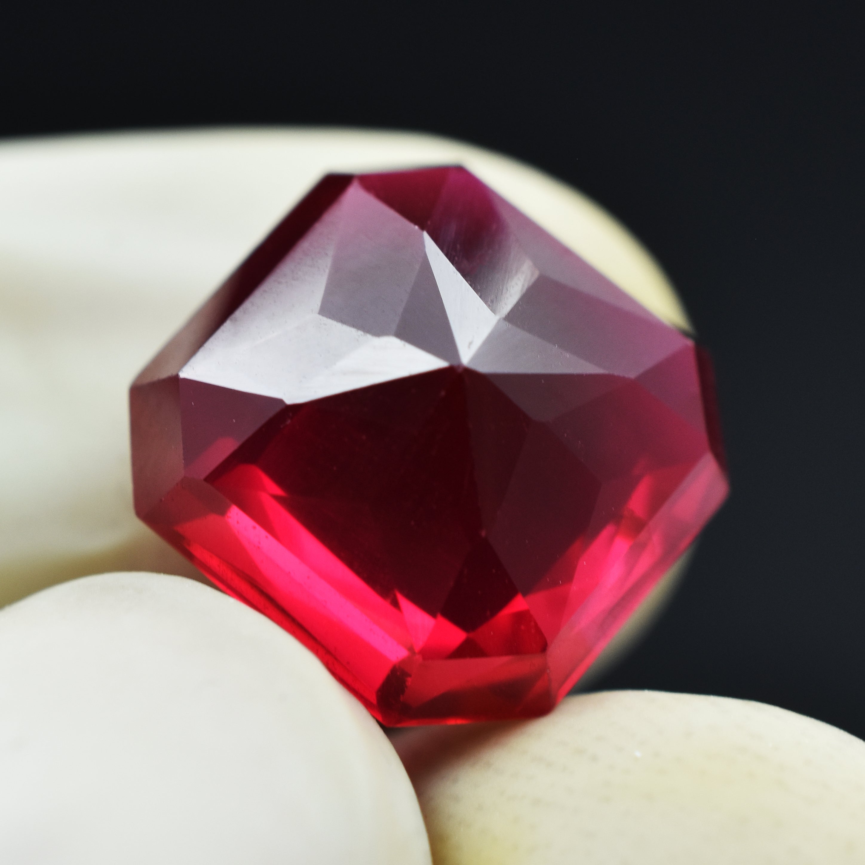 Burmese Rubies Red 8.85 Carat Square Cut Red Ruby Certified Natural Loose Gemstone Gorgeous Ruby Gem For Jewelry Making