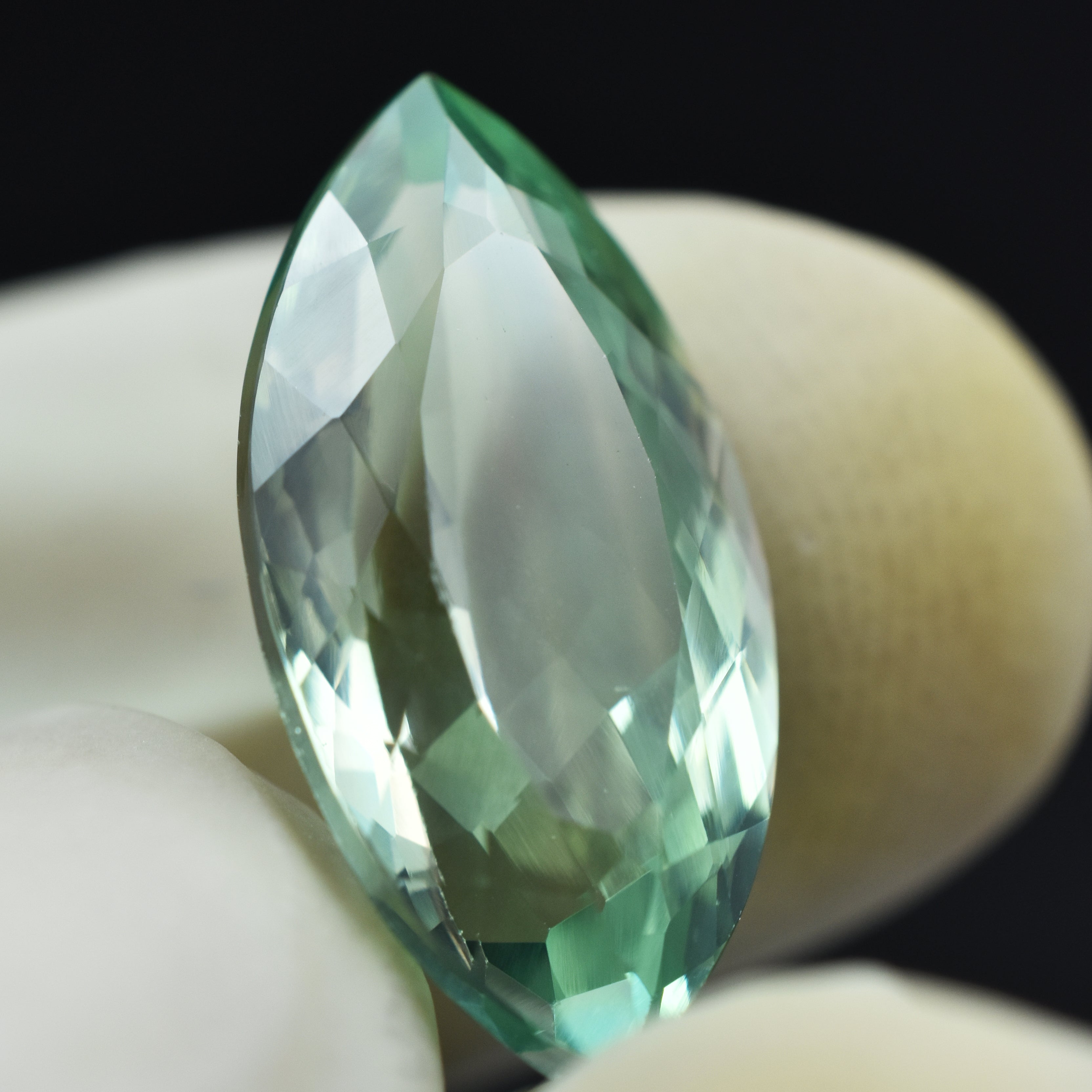 Best Certified 9.45 Carat Bluish Green Sapphire Marquise Shape Natural Ring Making Loose Gemstone Free Shipping