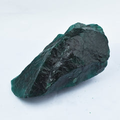 Emerald rough 3000 + Carat Certified Natural Uncut Shape Earth Mined Colombian Mines Green Emerald Rough Rare Found Rock Gemstone For bring good luck, financial prosperity, and overall well-being