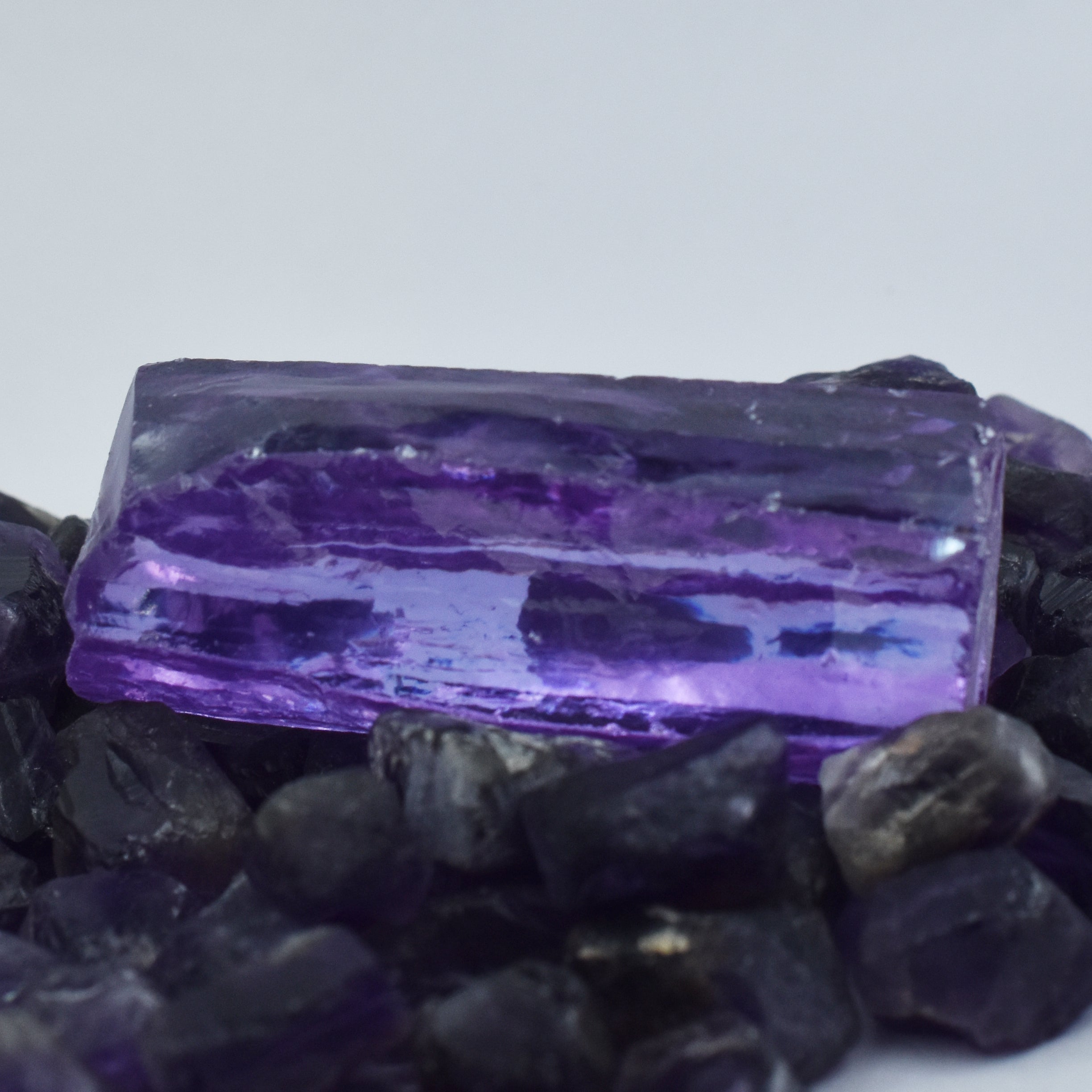 ON SALE !!! Natural Purple Rough 293.35 Carat Purple Sapphire Uncut Raw Rough Loose Gemstone | Best Offer | Free Delivery Free Gift