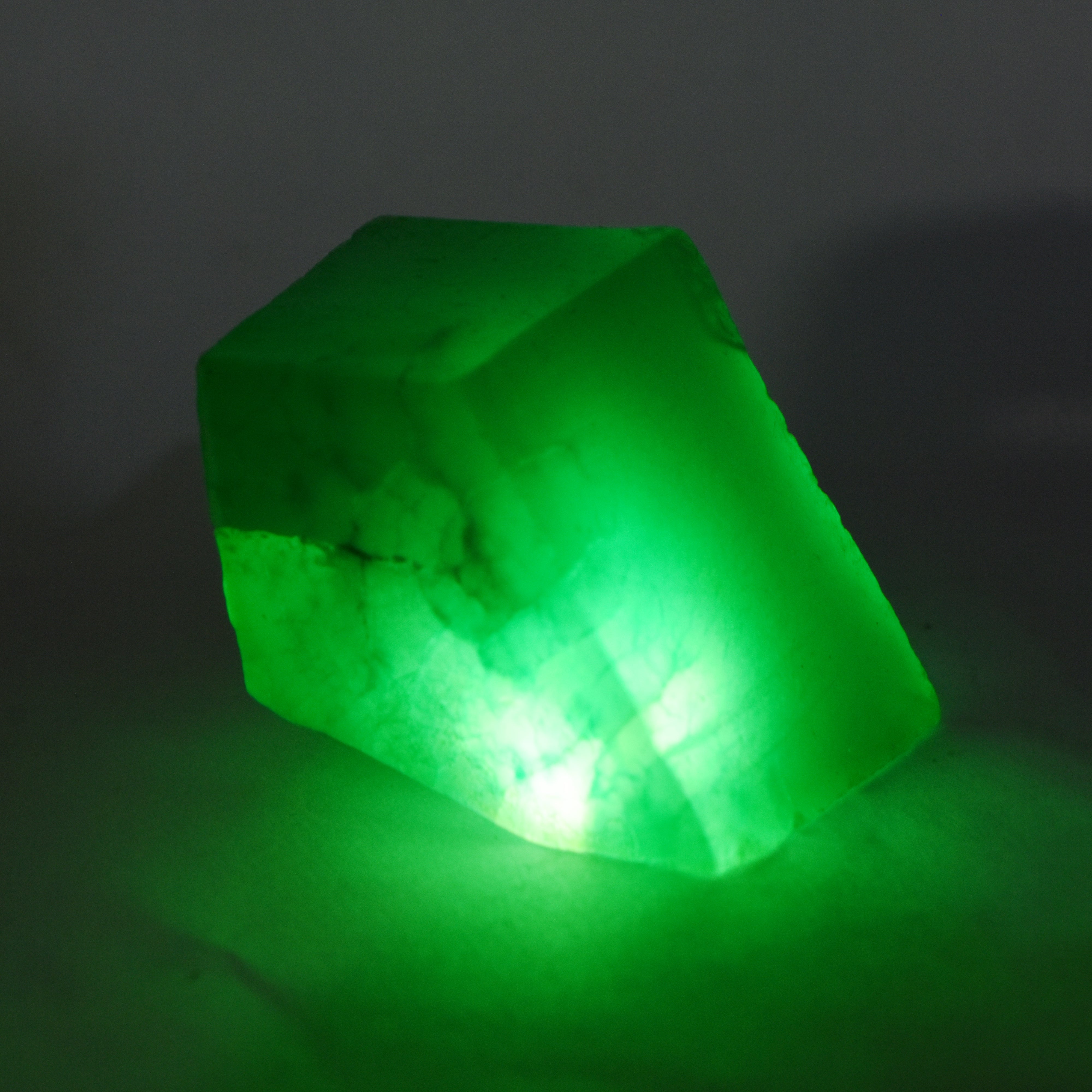 Natural Uncut Rough 372.58 Carat Green Emerald Cut Certified Loose Gemstone , Best For Good Luck & Prosperity | Free Delivery & Gift