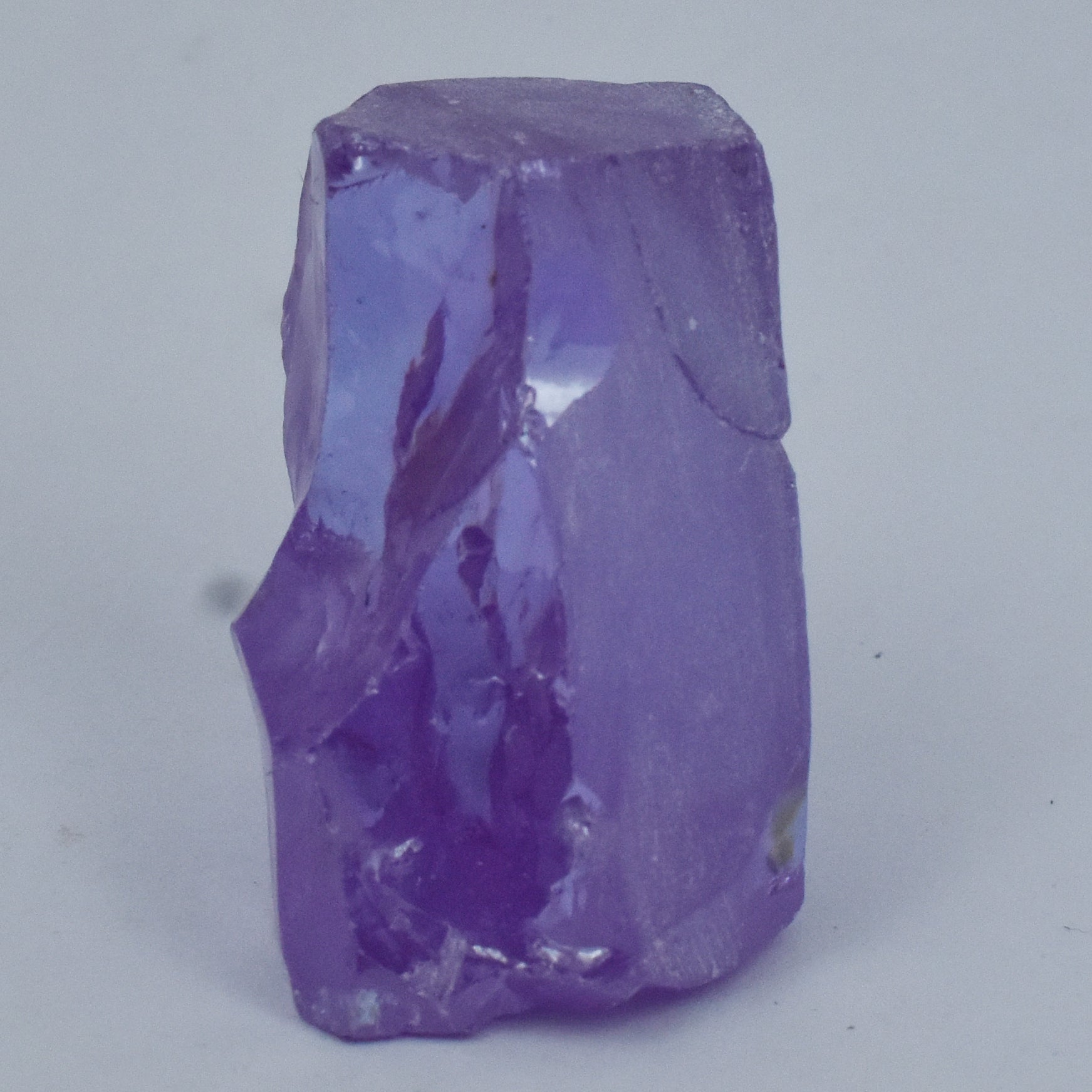 Natural Raw Rough 196.65 Carat Purple Sapphire Uncut Rough Certified Loose Gemstone | Best For Preservation of Natural Beauty & Customization | Bumper Offer