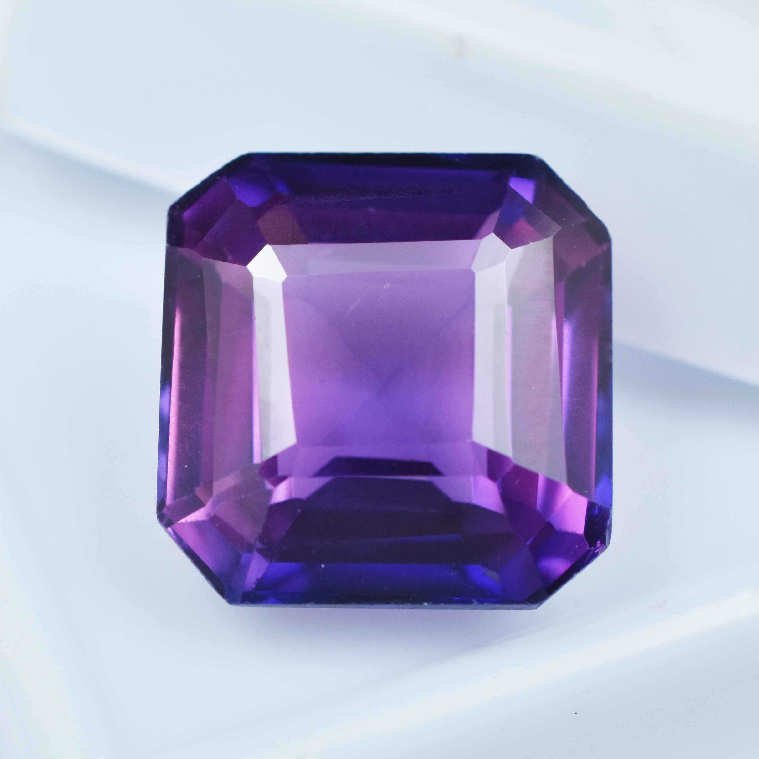 9.85 Carat Rare Natural AAA+ Flawless Royal Purple Color Change Sapphire Square Cut Loose Gemstone Certified-AAA Top Quality Gemstone/Ring & Jewelry Making Gemstone Excellent Size For Ring