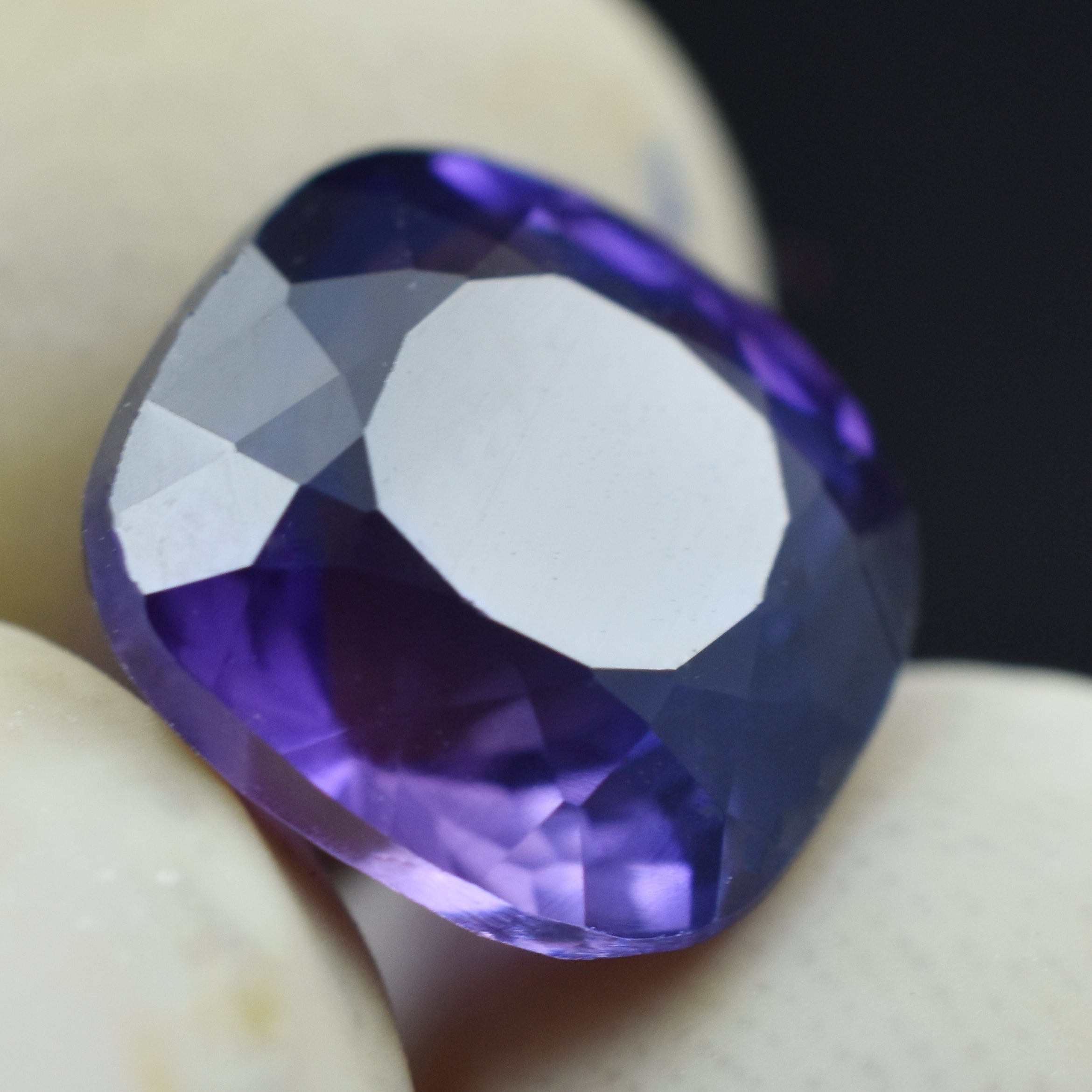 Natural Adorable Purple Gem 6.30 Carat Certified Natural Square Cushion Cut Tanzanite Loose Gemstone