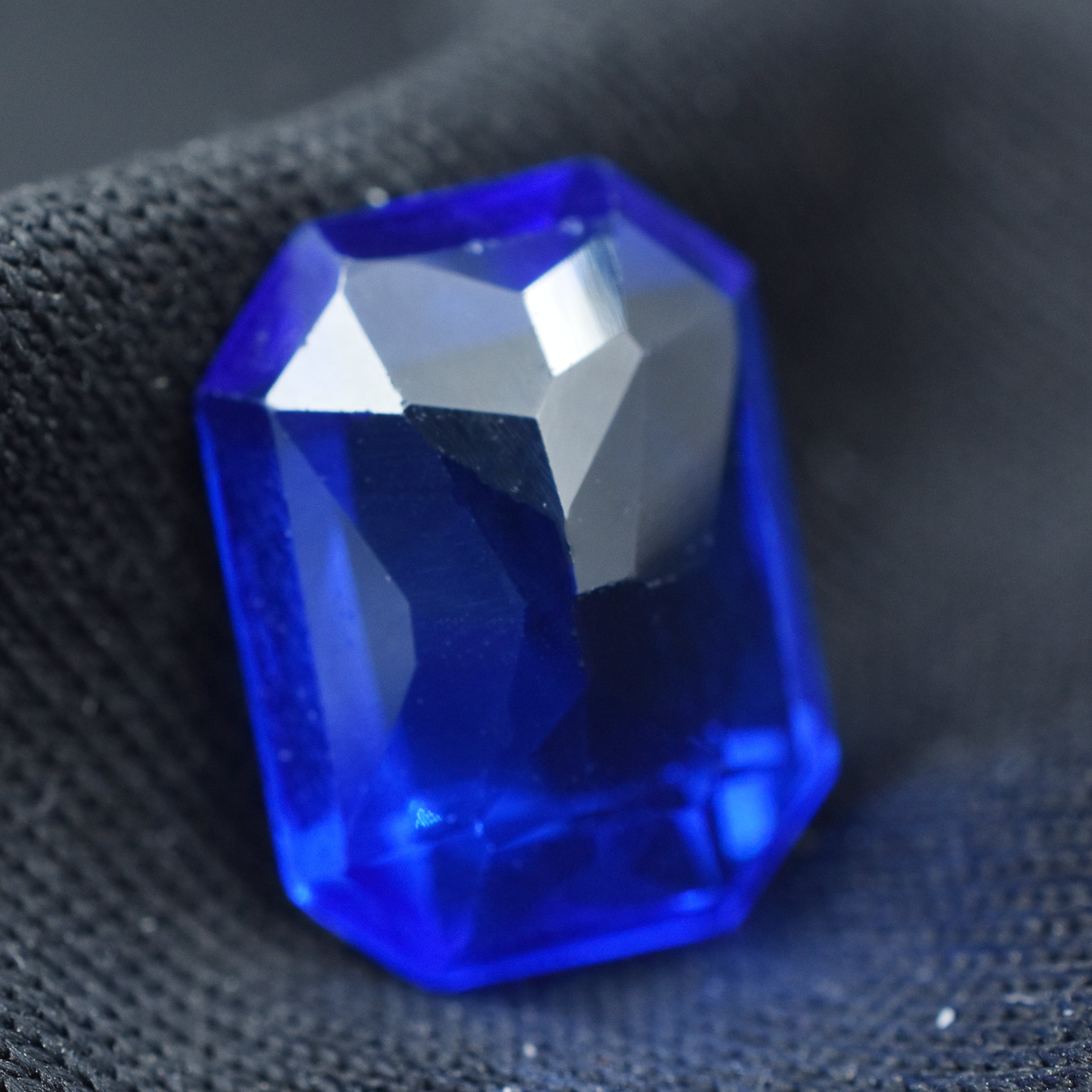 Metaphysical Properties Has Tanzanite Gem Certified Tanzanite Loose Gemstone 5.35 Carat Emerald Cut Blue Tanzanite Natural Tanzanite Stone