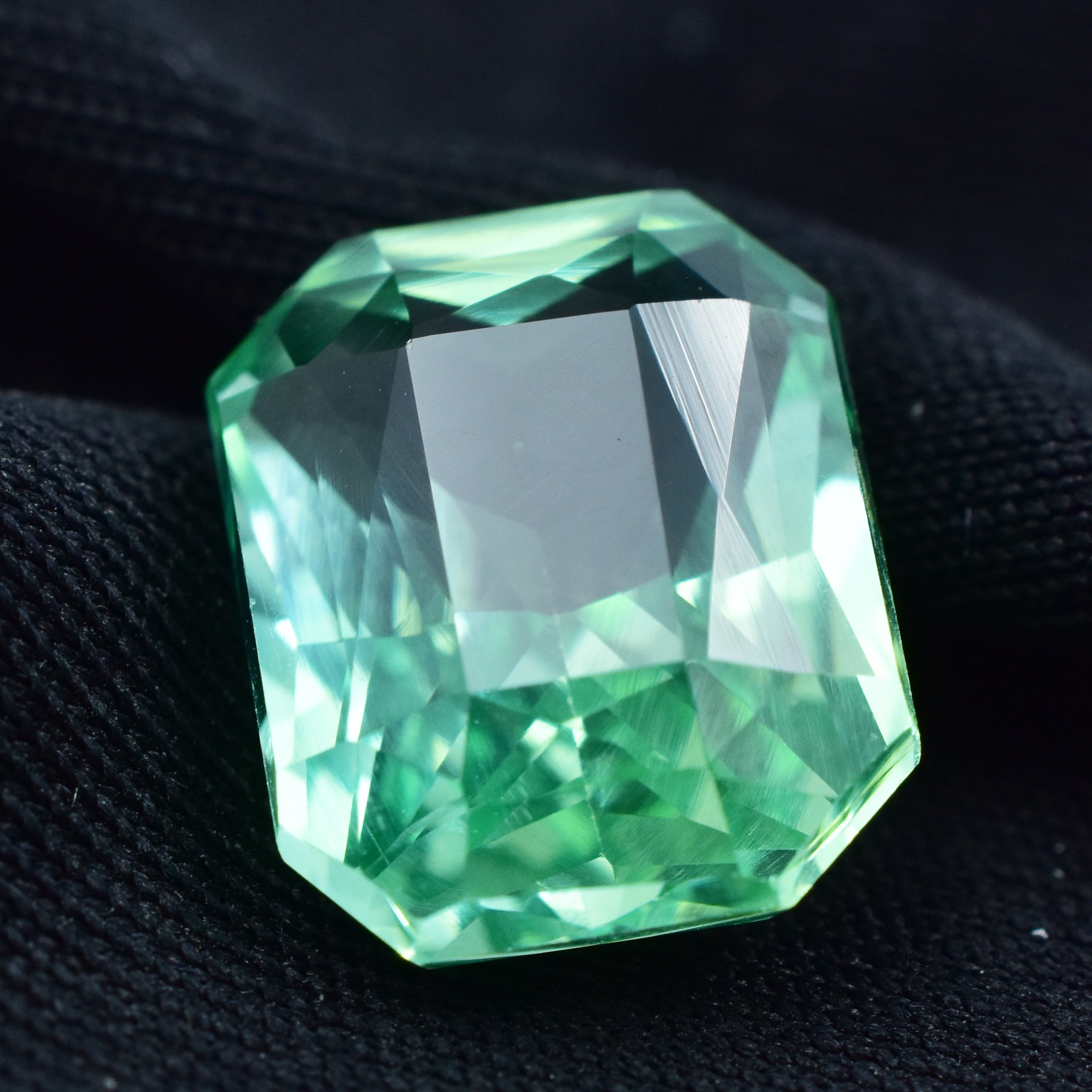 Impressive Sapphire Gemstone Certified Montana Sapphire 10.25 Carat Emerald Cut Natural Bluish Green Loose Gemstone