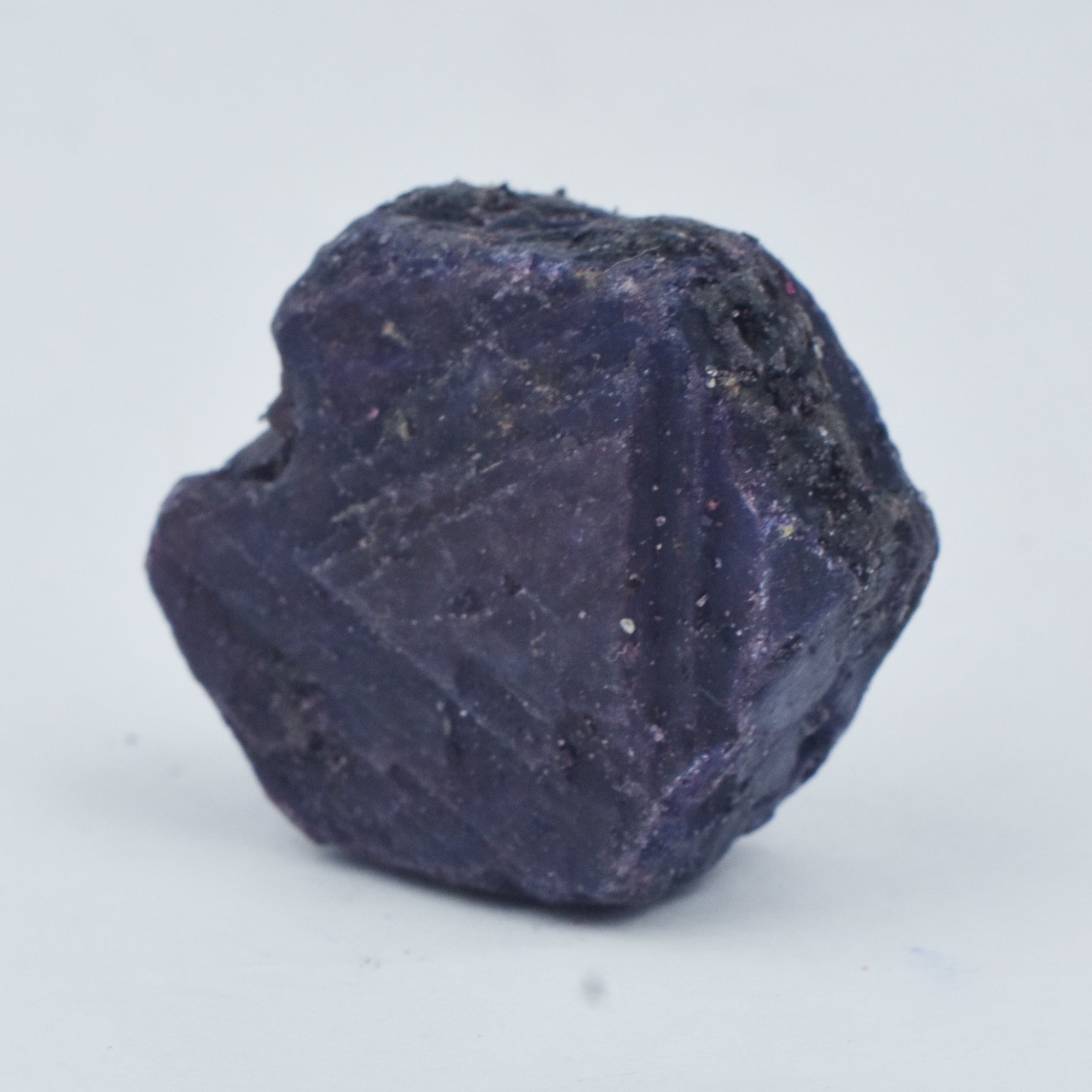 160.35 Ct Uncut Rough Natural Purple Sapphire CERTIFIED Fresh Quality Natural Healing Earth-Mined Loose Raw Rough Shape 35x30x21 mm African Purple Sapphire Raw Chunk Uncut