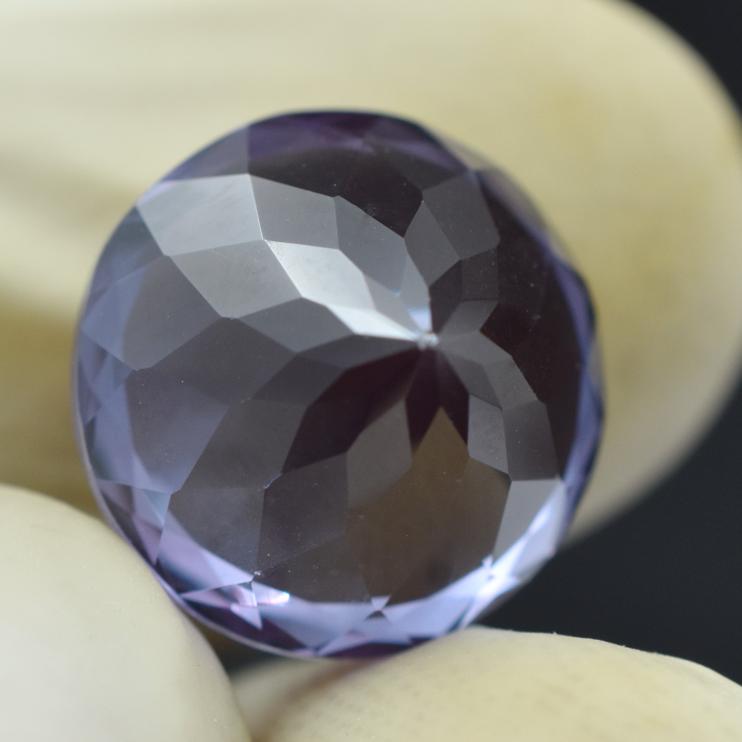 Stunning Alexandrite 8.20 Carat Round Cut Certified Color-Change Natural Alexandrite Loose Gemstone Manage Personal Transformation & Protection