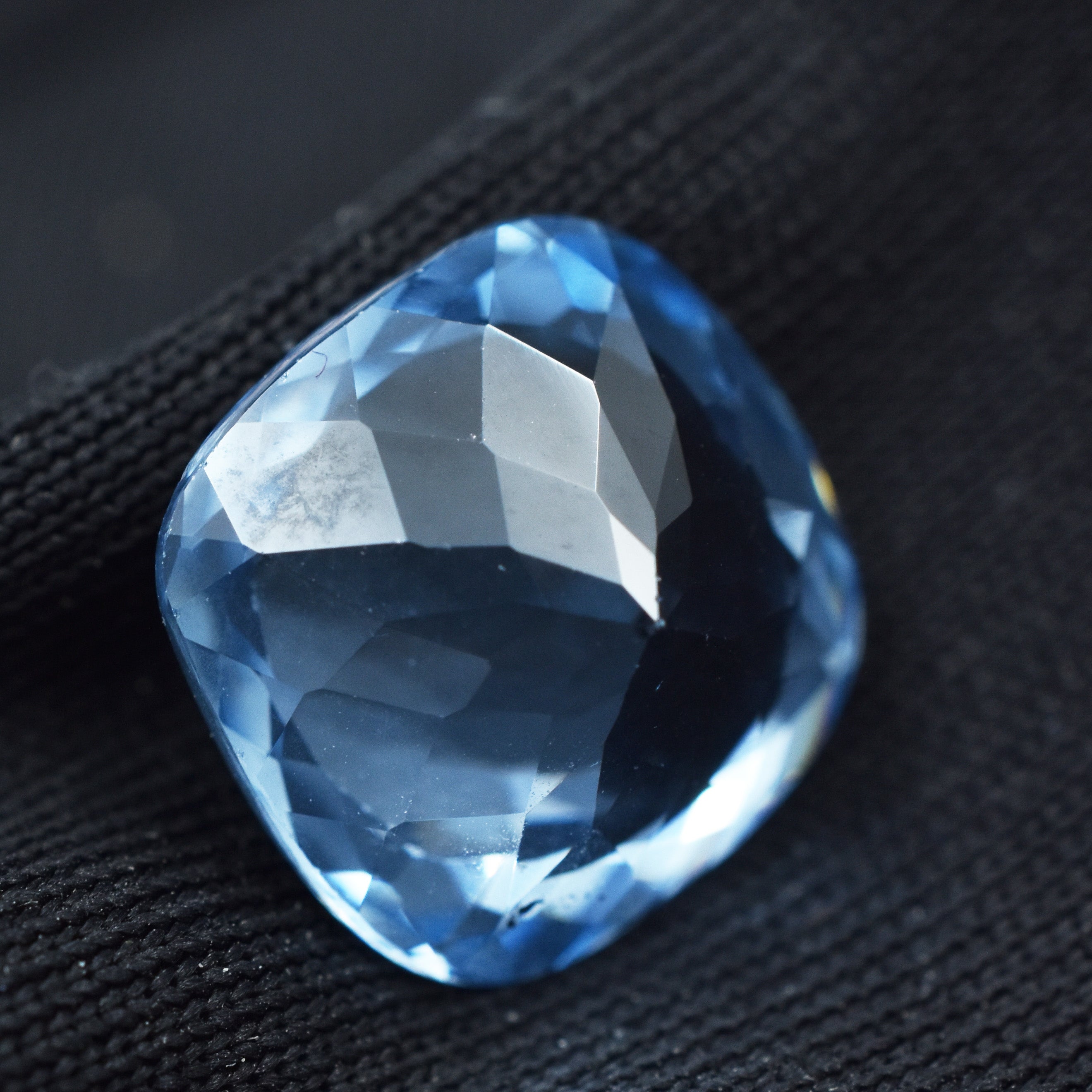Well- Appearance Light Blue Color Sapphire Square Cushion Cut 5.65 Carat Natural Certified Sapphire Loose Gemstone