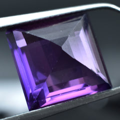 December Birth Stone 7.85 Carat Certified Purple Tanzanite Square Shape Natural Tanzanite Loose Gemstone