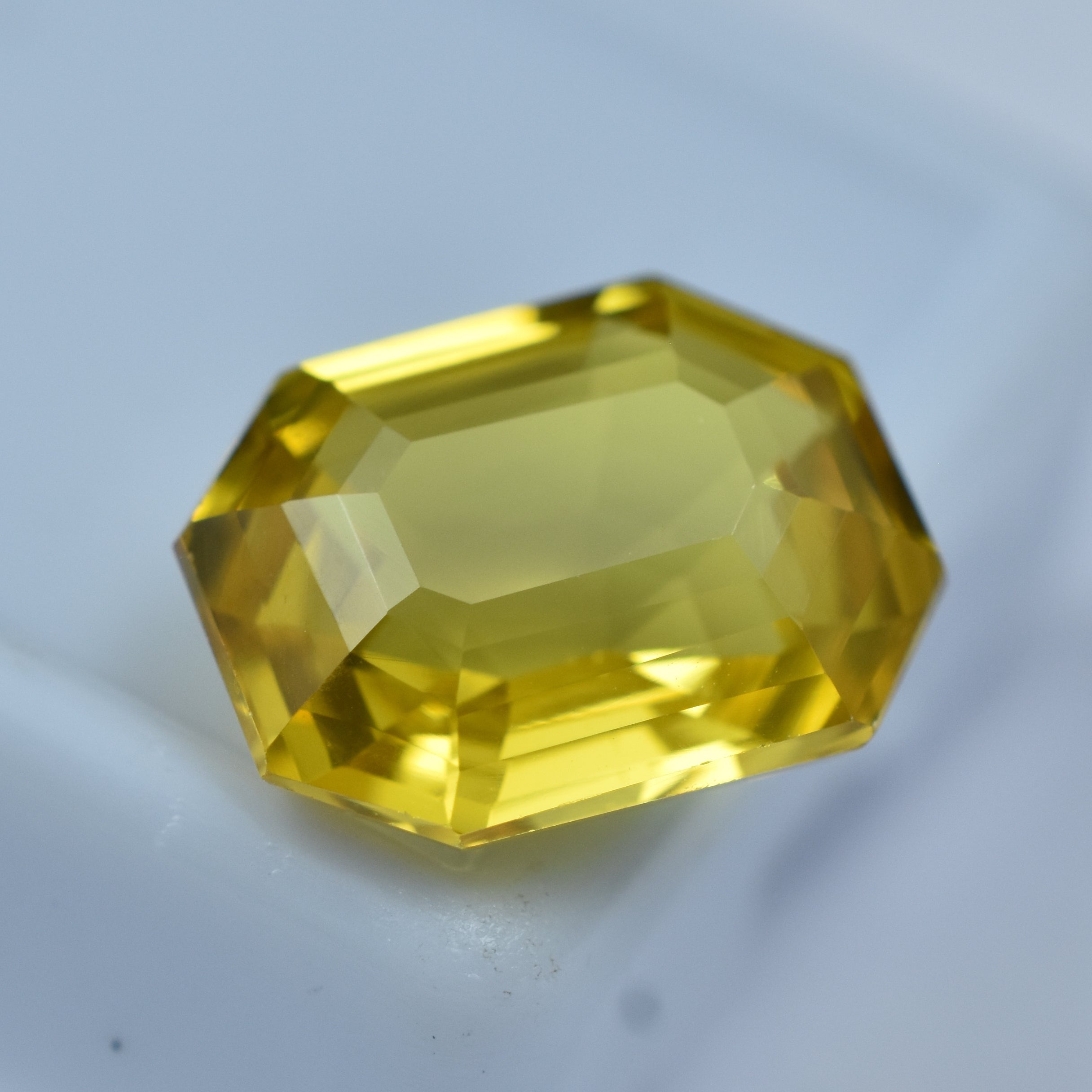 Yellow Sapphire 7.20 Carat Natural Flawless Ceylon Yellow Sapphire Emerald Shape Loose Gemstone Jewelry Making stone