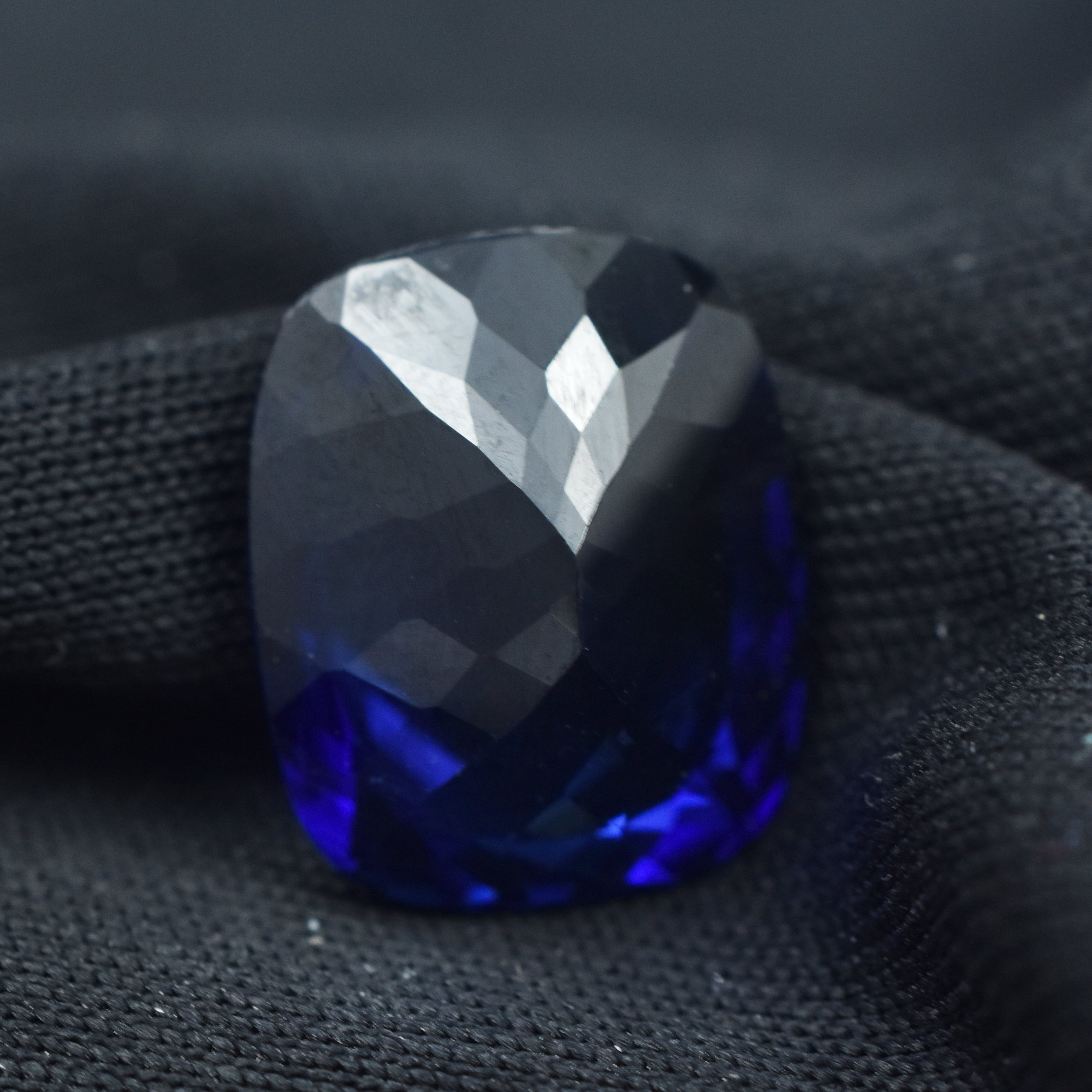 Natural Loose Tanzanite Gemstone 7.90 Carat Blue Tanzanite Certified Natural Cushion Cut Tanzania's Best Blue Tanzanite Gem For You Use As A Gift