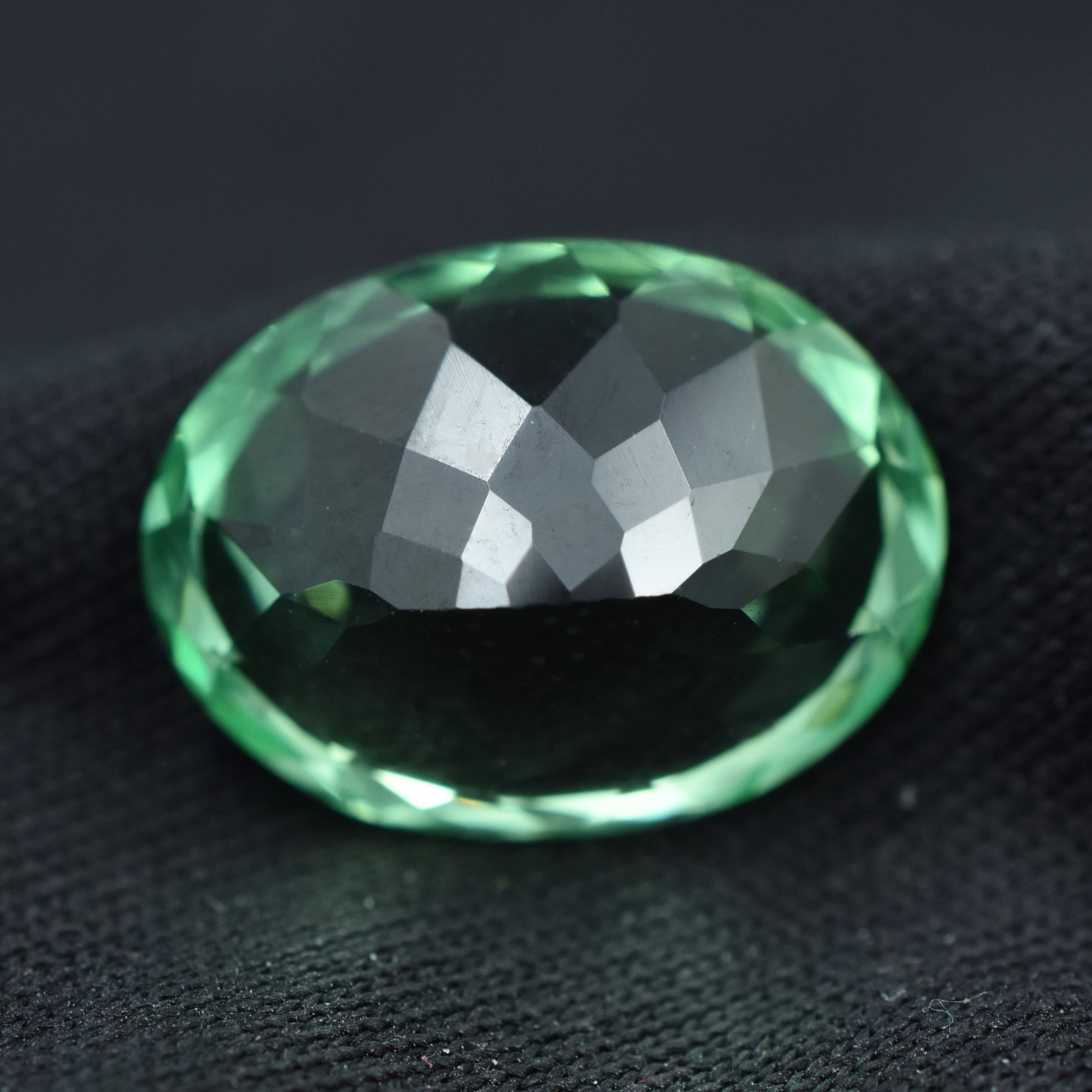 Light Bluish Green Sapphire From Sri-Lanka 9.55 Carat Oval Shape Sapphire Natural Loose Certified Gemstone