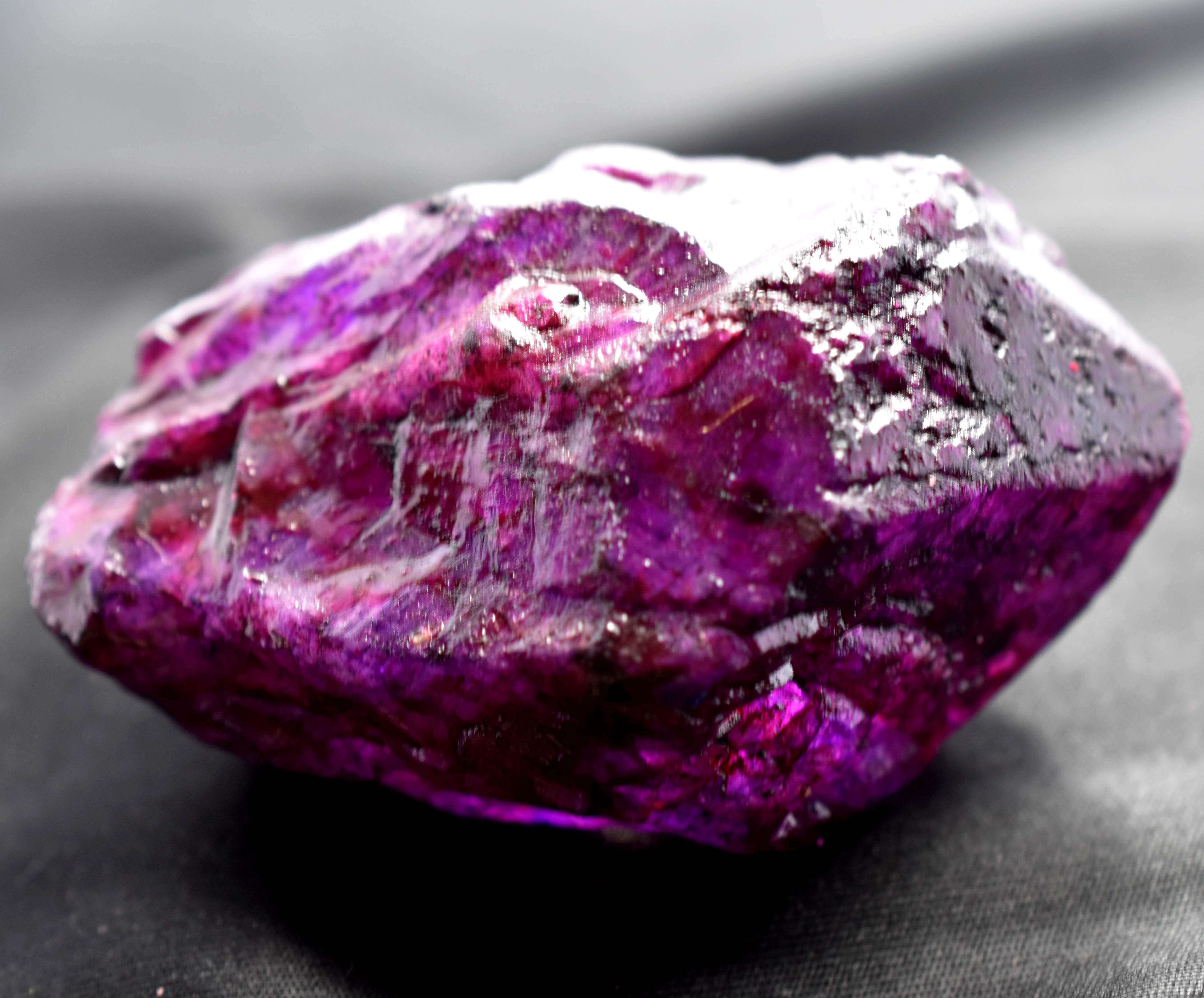 Best For Gift-Exclusive Uncut Purple Sapphire Rough ! 500 Ct Certified Natural Earth Mined Uncut Sapphire Gemstone Rough From Africa With Excellent Shipping Service