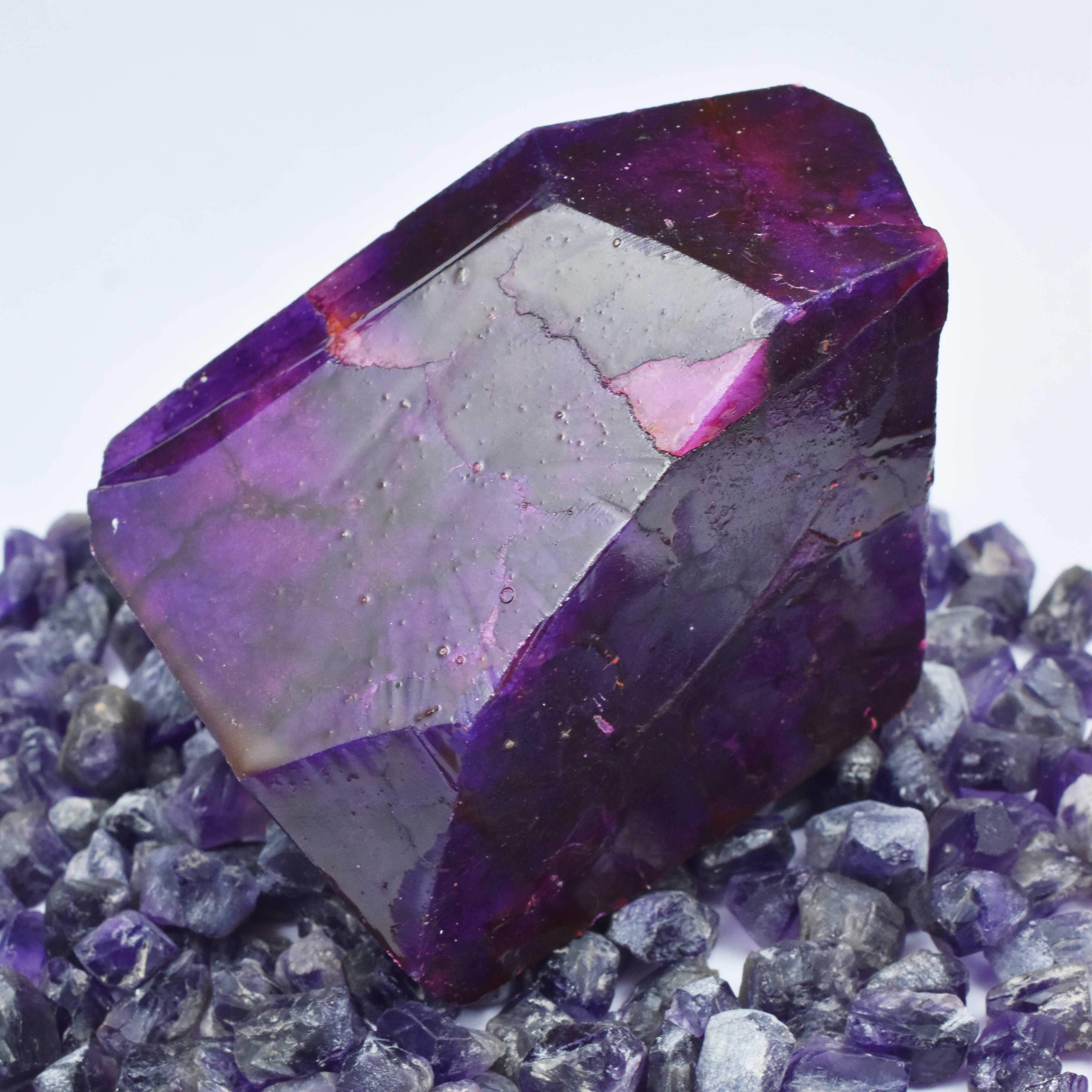 ON SALE !! Excellent Quality Of Natural Purple Sapphire Huge Rough 3000 Ct Earth Mined Huge Size CERTIFIED Loose Gemstone Unique For Gift Her/him