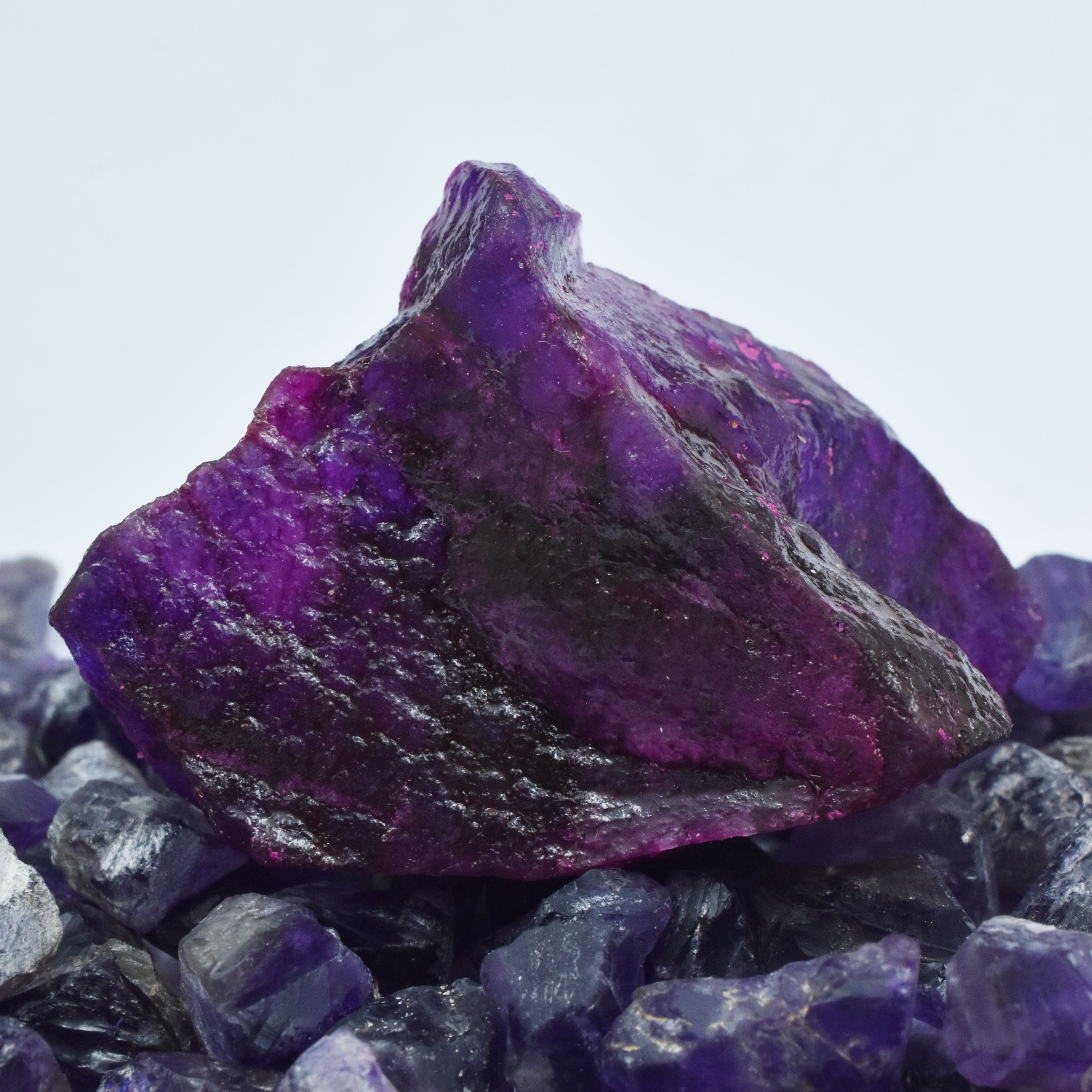 Purple Sapphire 900-1000 Carat Certified Natural Purple Sapphire Gemstone Rough 56mmx36mmx29mm Hurry Up Now Season End Sale Sapphire Excellent For Protection Good luck